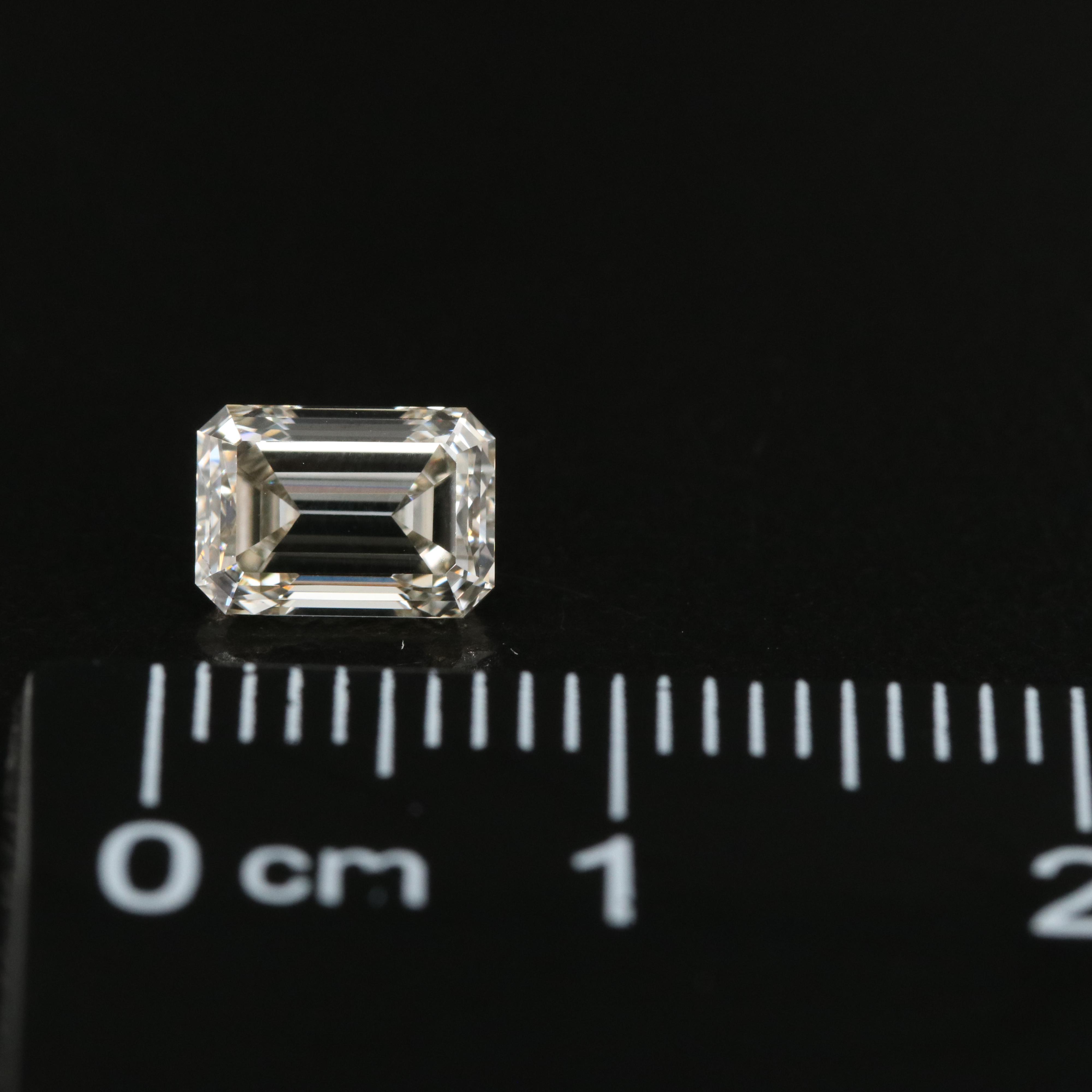 Loose 1.03 CT Lab Grown Diamond with IGI Report
