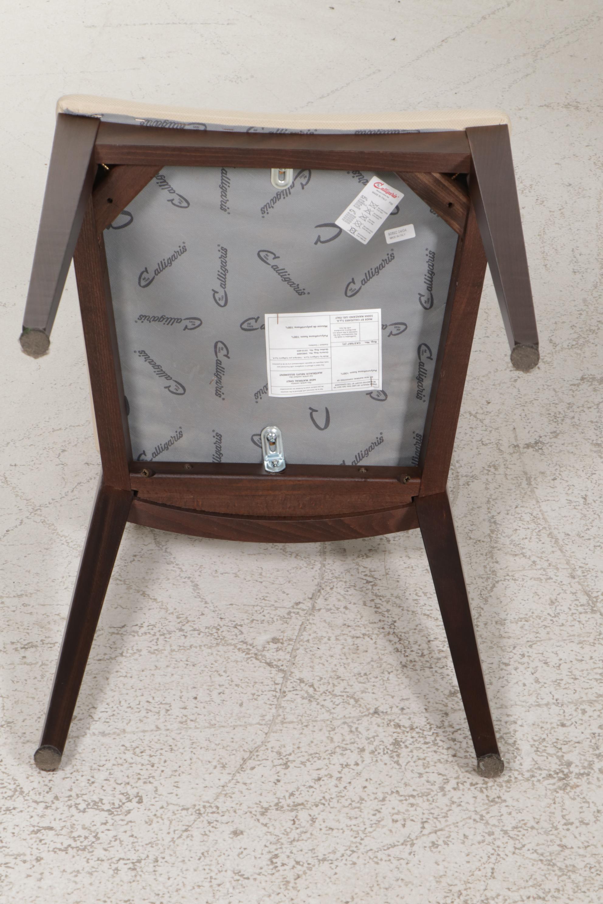 Calligaris Contemporary Glass Top Extendable Dining Table and Six Chairs