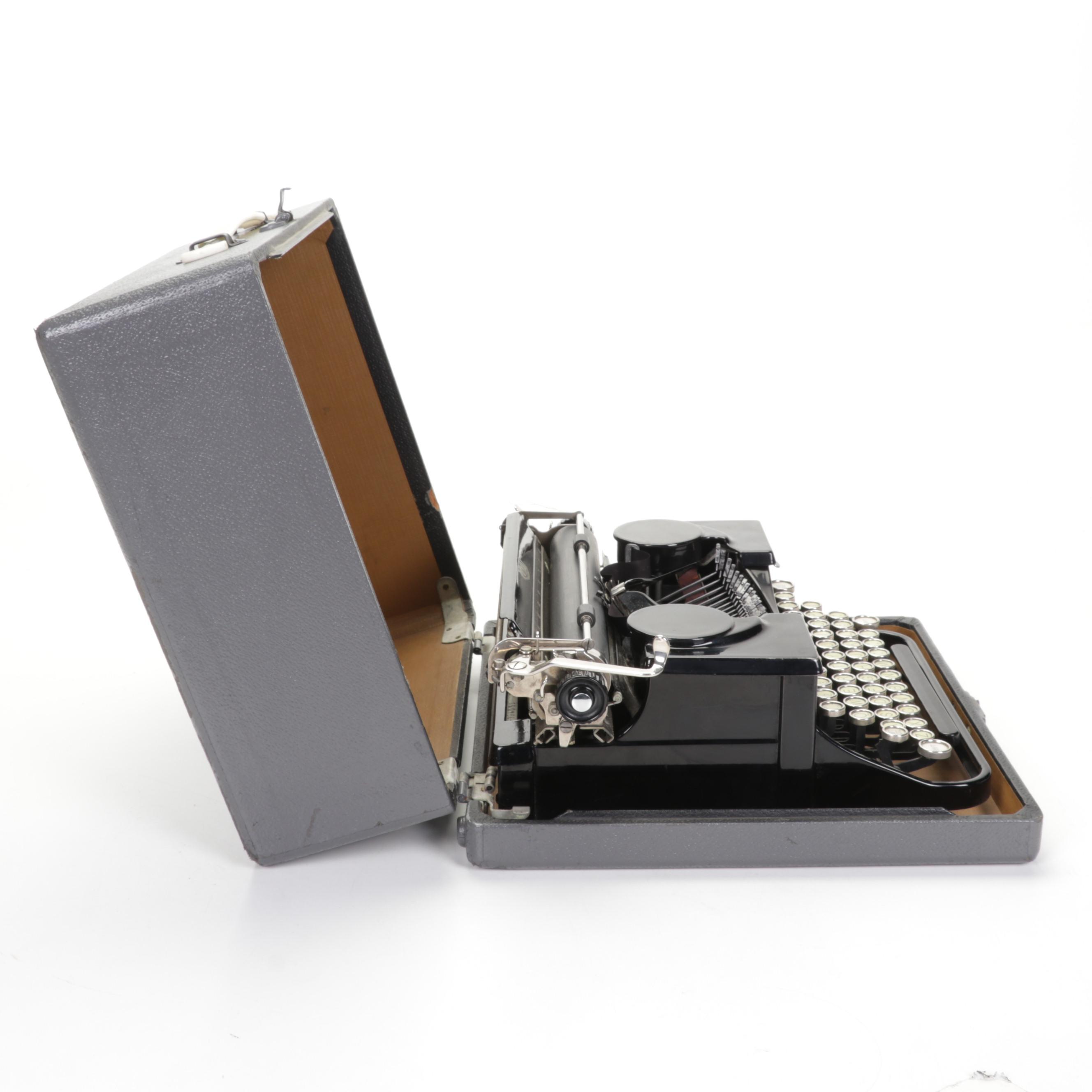 Royal Portable Typewriter, 1930s