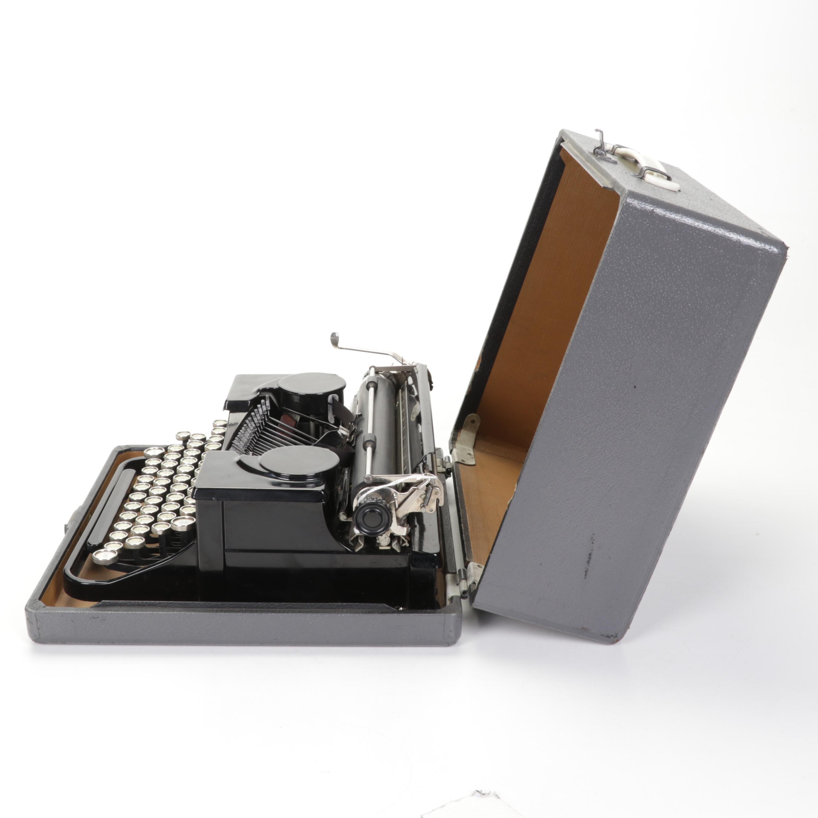 Royal Portable Typewriter, 1930s