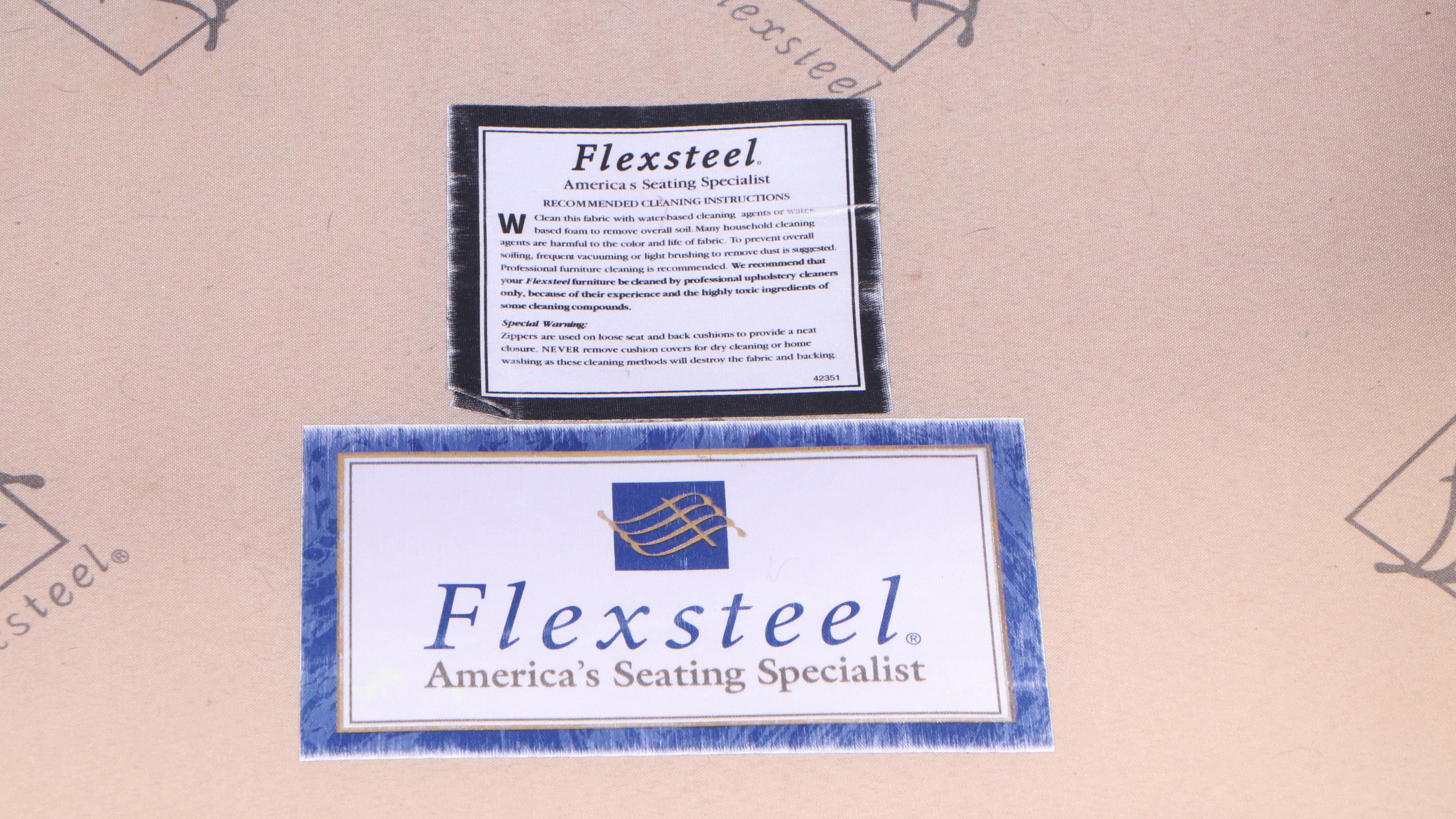 Flexsteel Contemporary Modern Style Angular Sofa with Pair of Ottomans