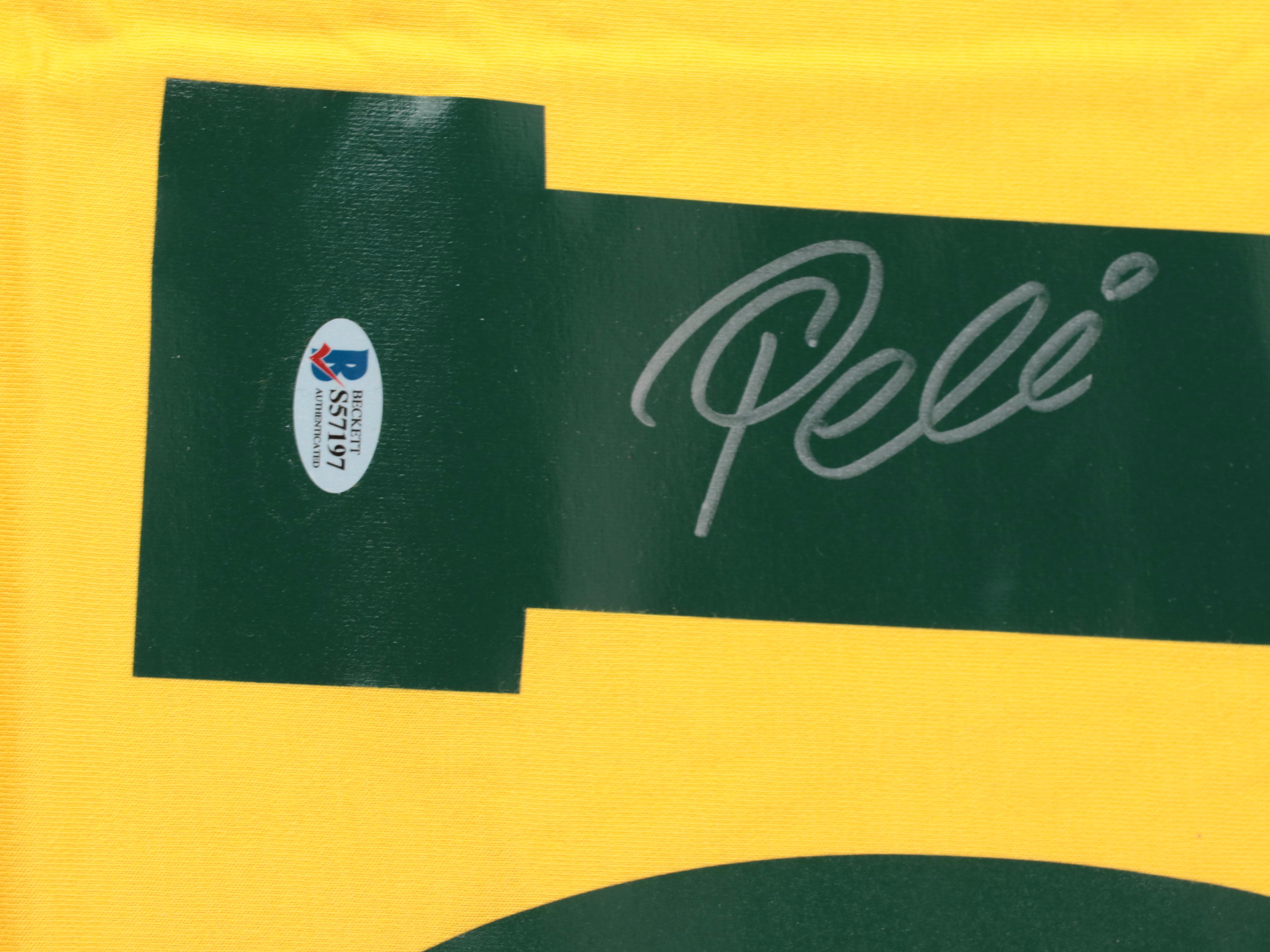 Brazilian National Team Pelé #10 Signed Soccer Jersey