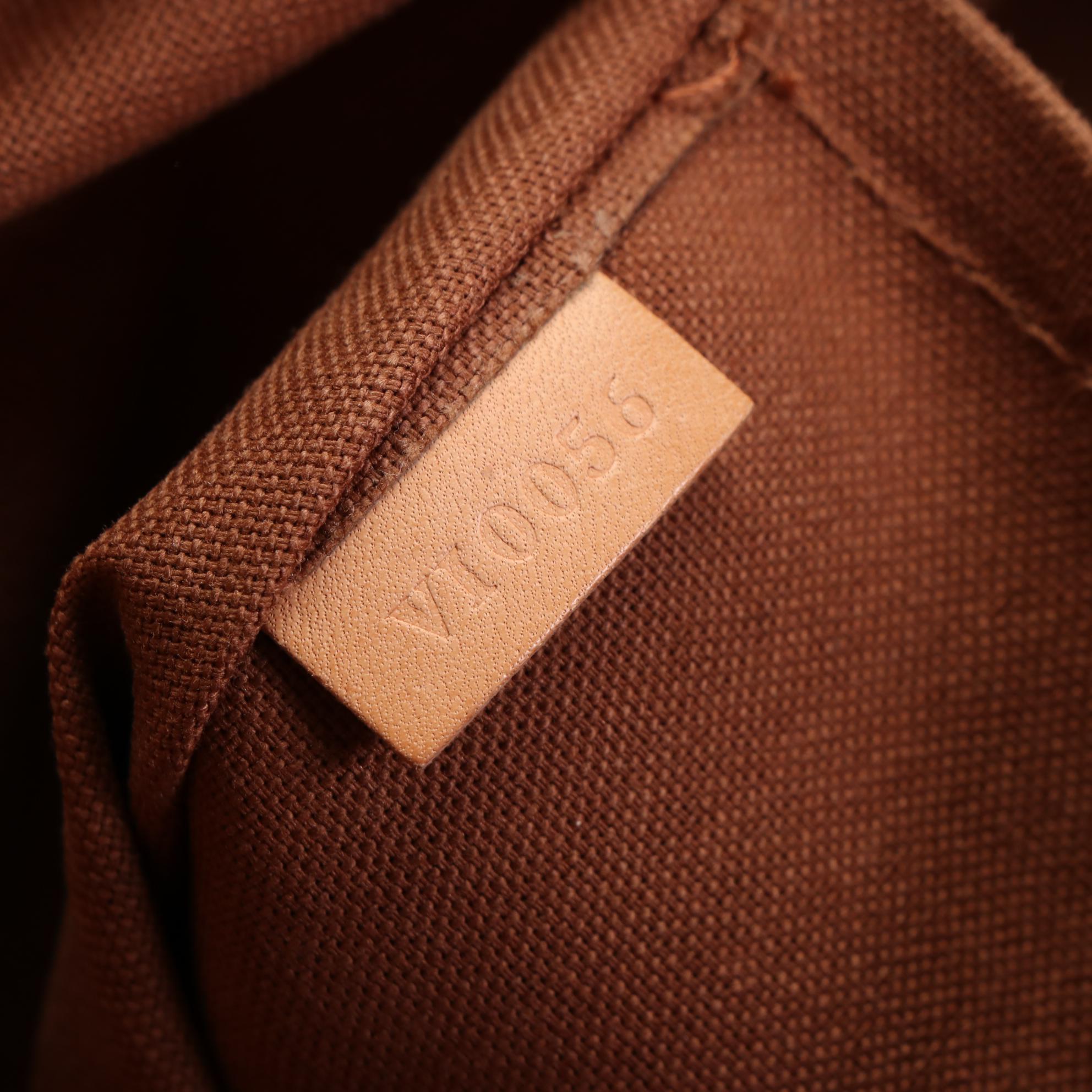 Louis Vuitton Lockit Horizontal Bag in Monogram Canvas