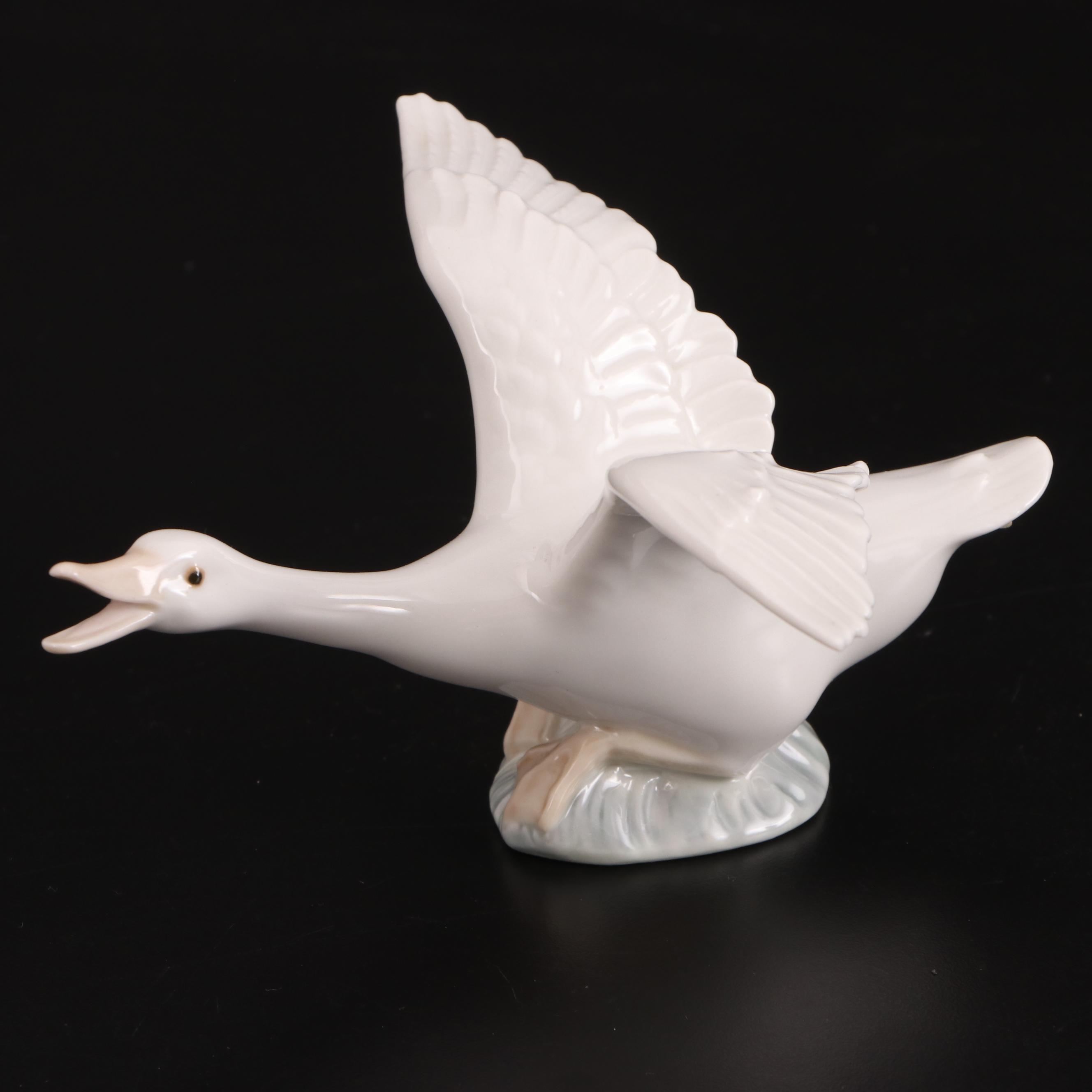 Lladró "Flying Duck" Porcelain Figurine