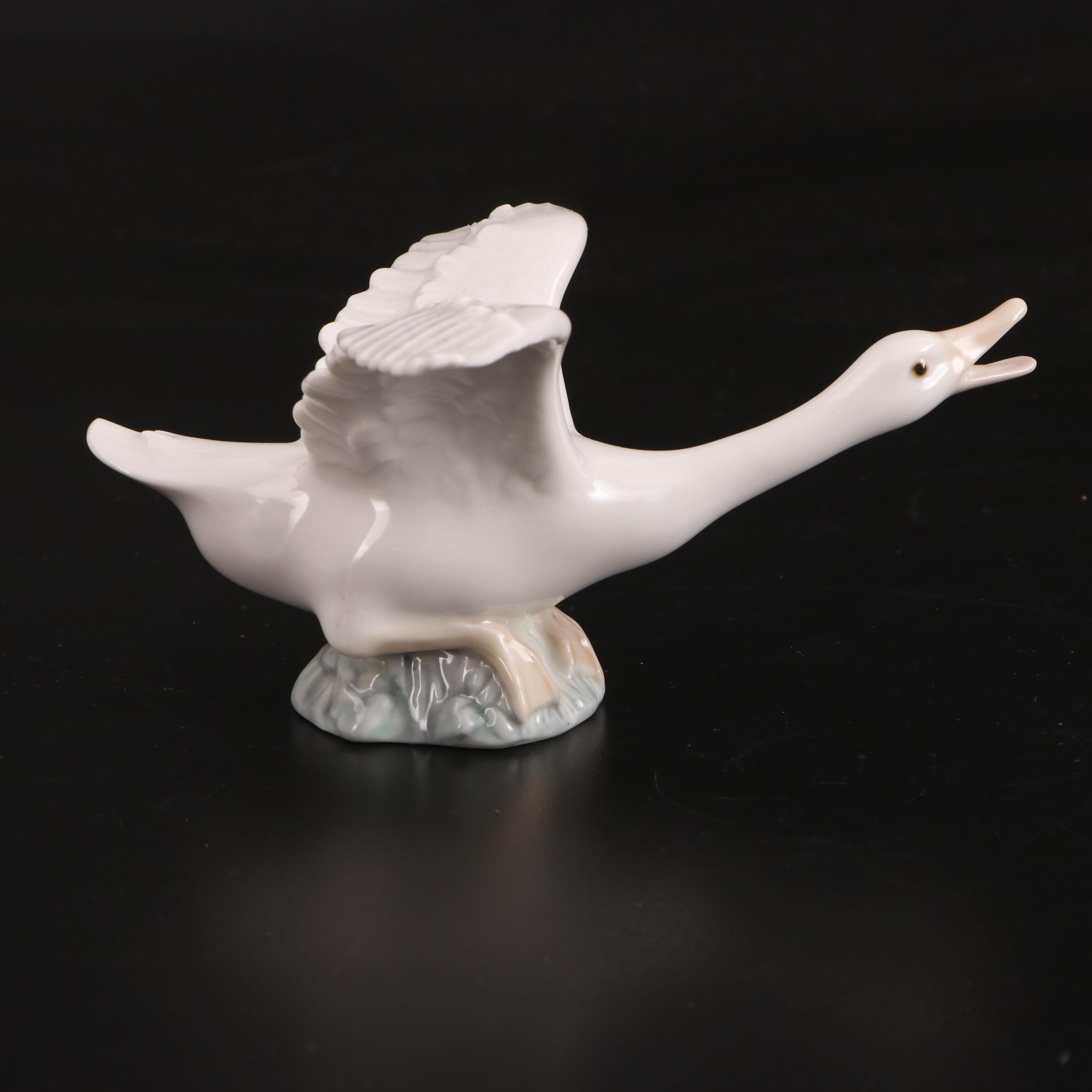 Lladró "Flying Duck" Porcelain Figurine