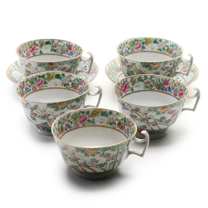 Chinese Export Porcelain Famille Rose Teacups and Saucers, 19th Century