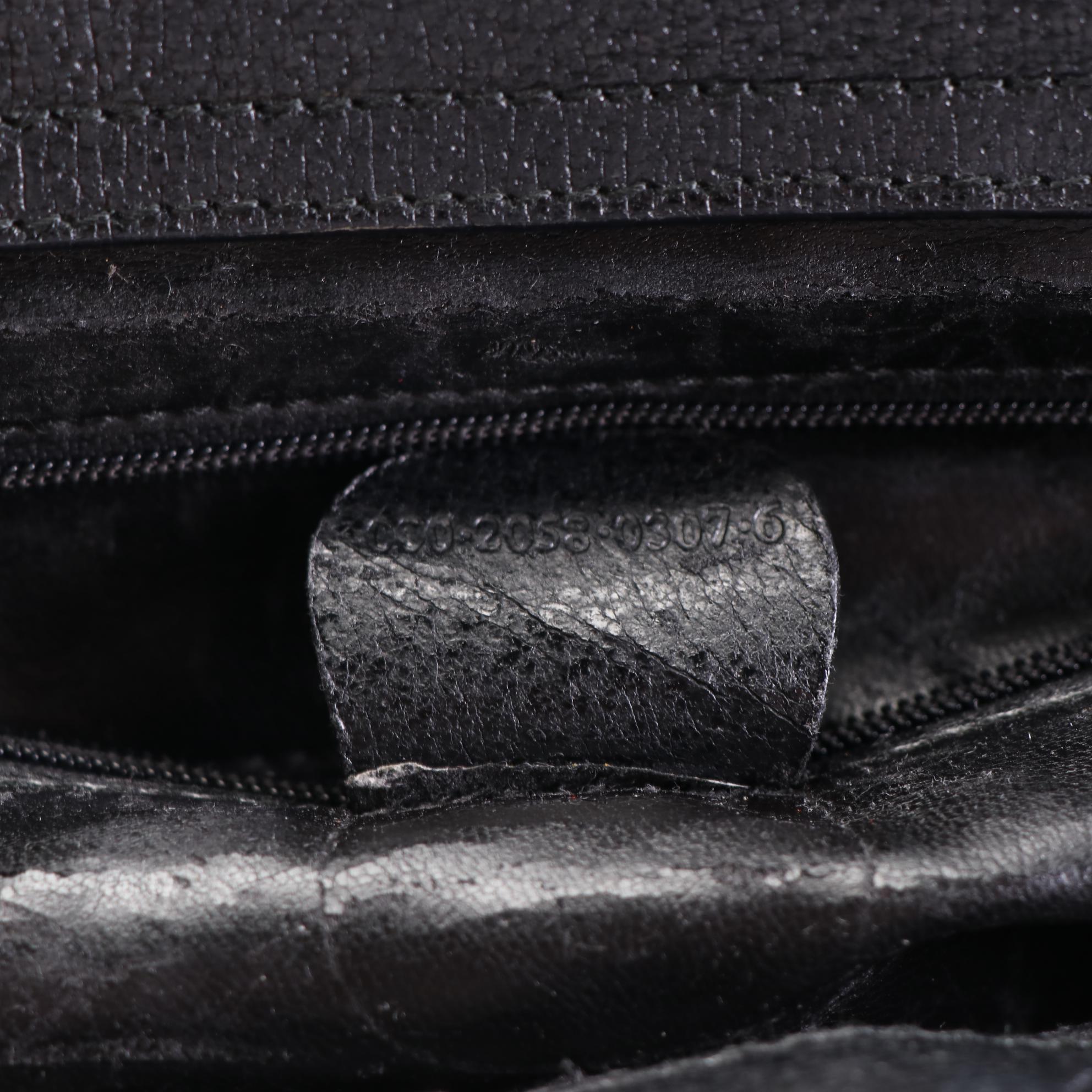 Gucci Grained Leather Handbag