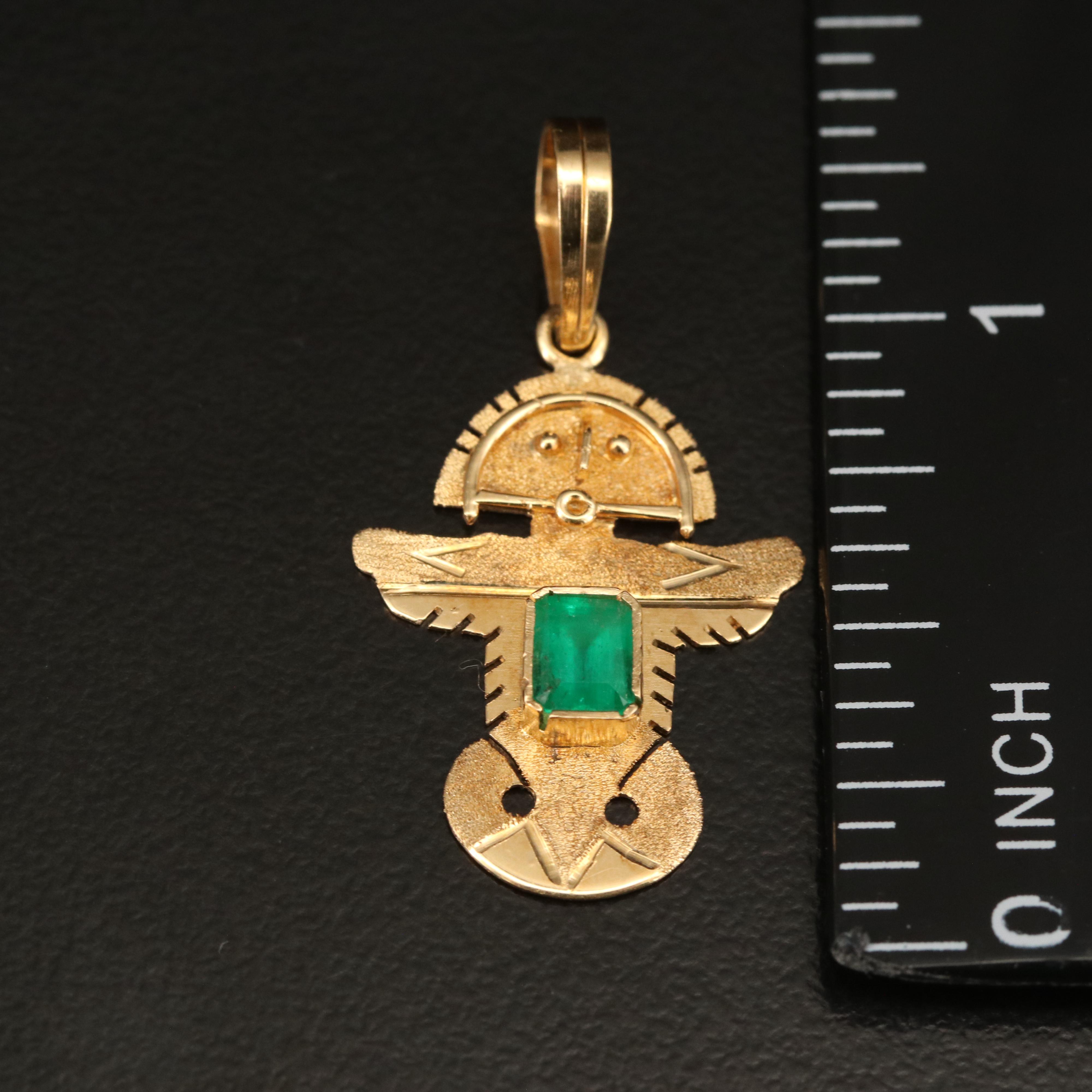 18K Emerald Peruvian Tumi Knife Pendant