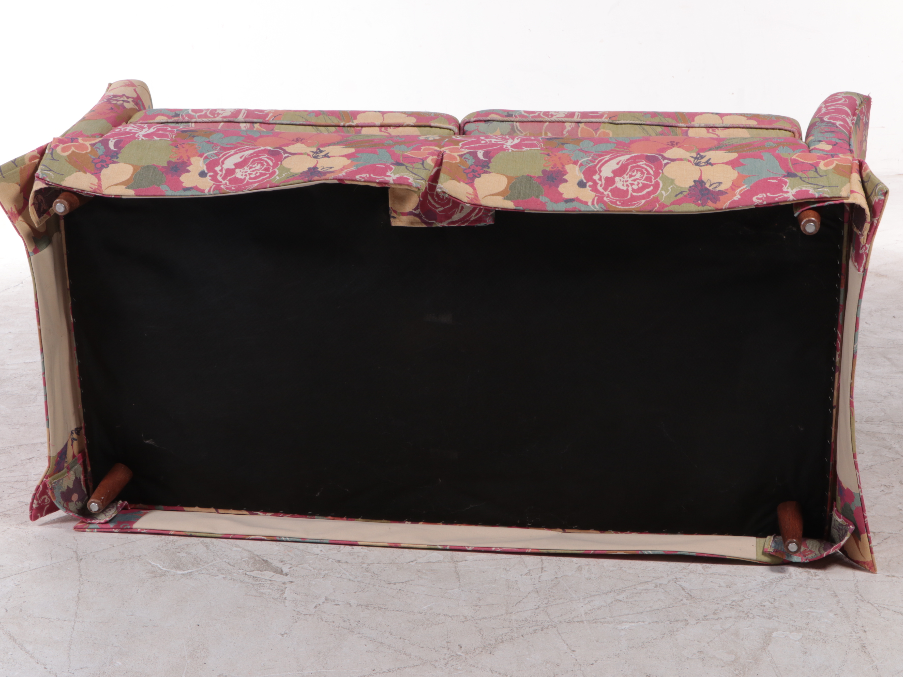 Boxed Loveseat in Woven Floral Pattern, 1970s