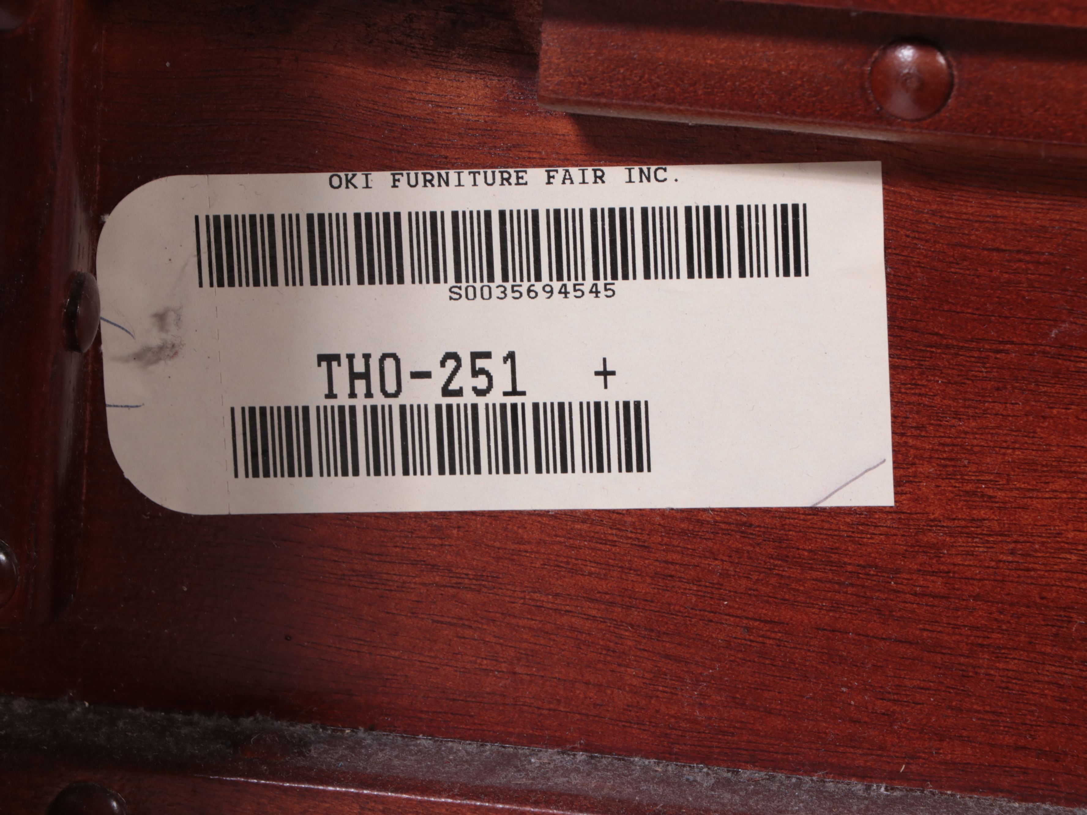 Classical Style Cherrywood-Stained Queen Size Sleigh Bed Frame