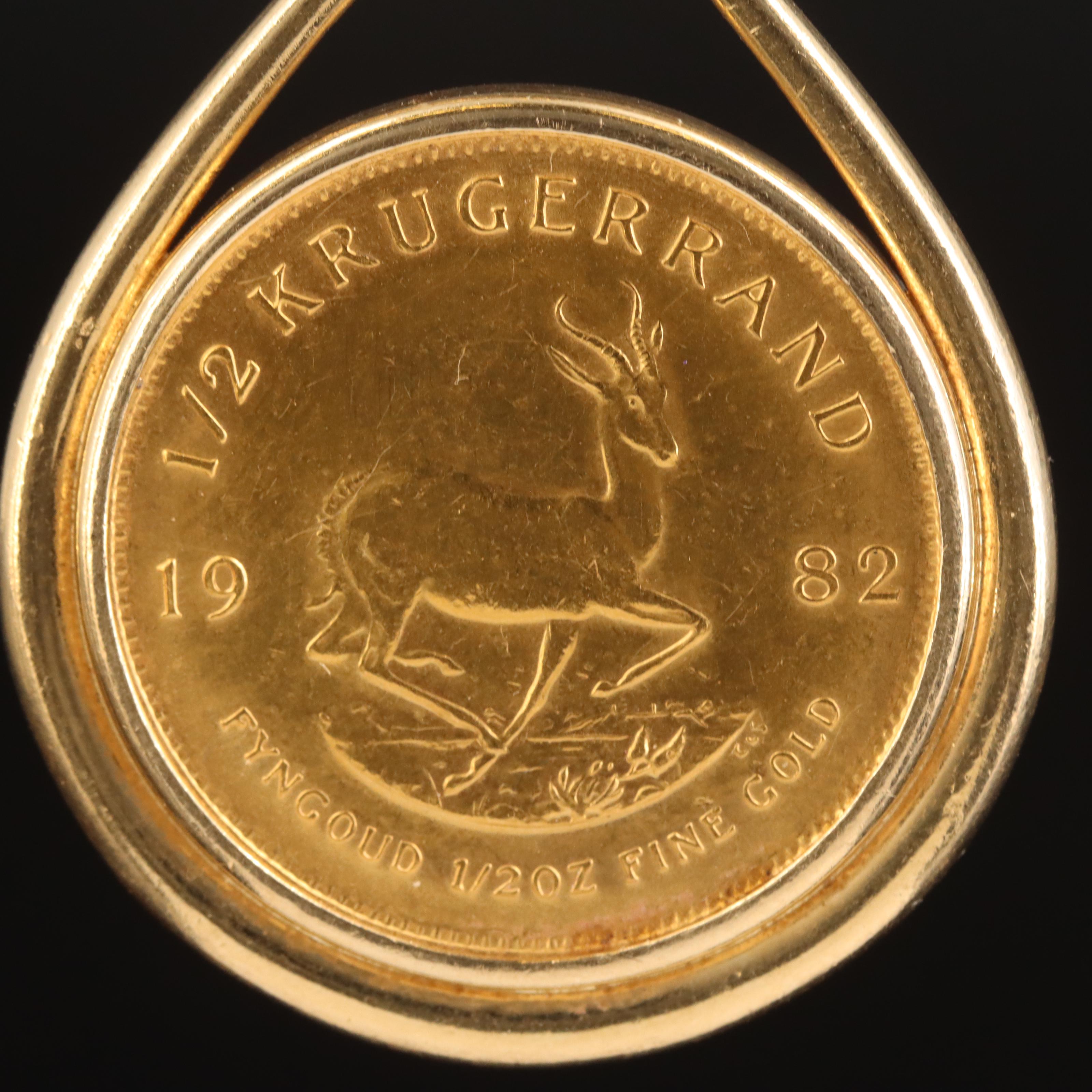 14K Pendant Holding 1982 South Africa Half Krugerrand 1/2 oz. Gold Bullion Coin