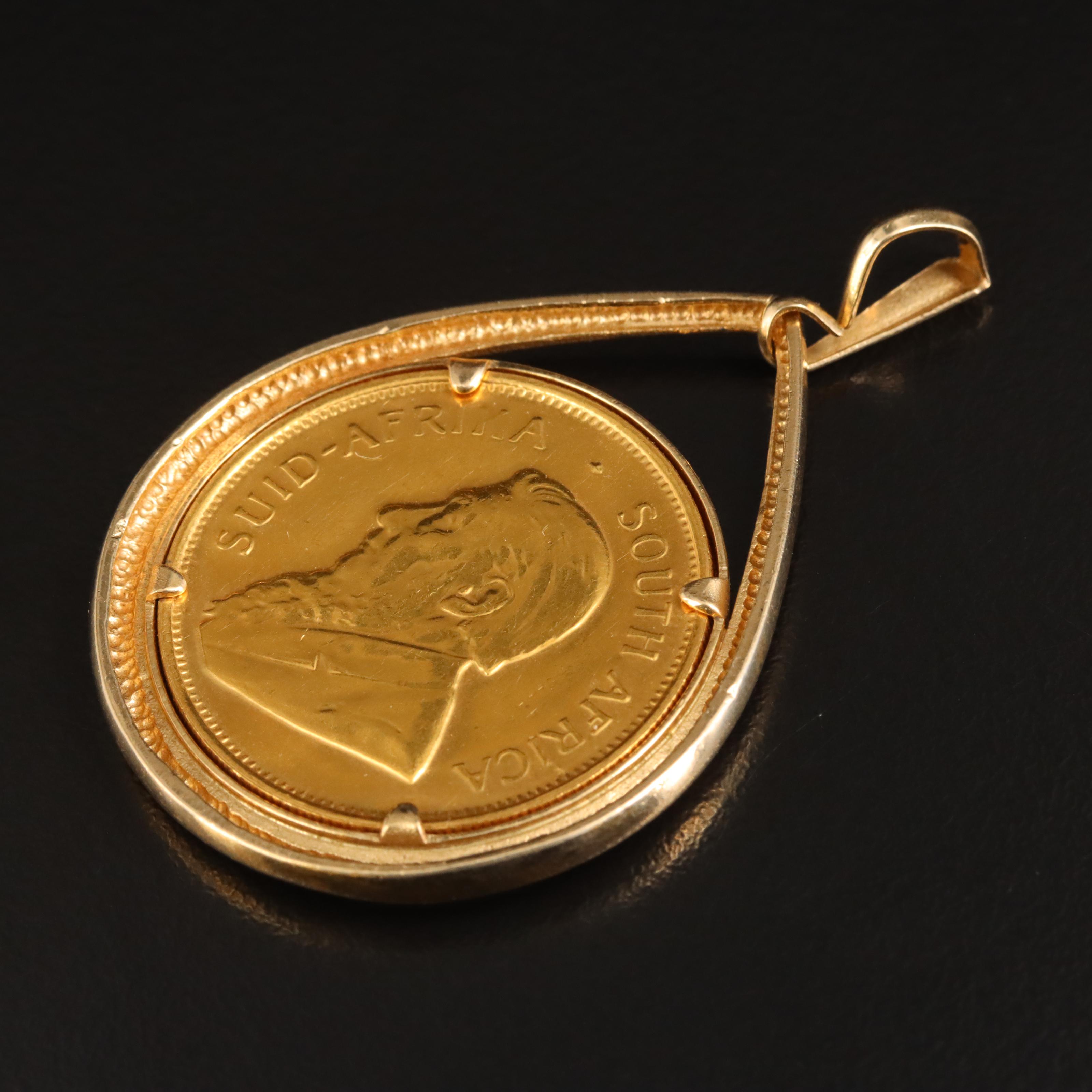 14K Pendant Holding 1982 South Africa Half Krugerrand 1/2 oz. Gold Bullion Coin