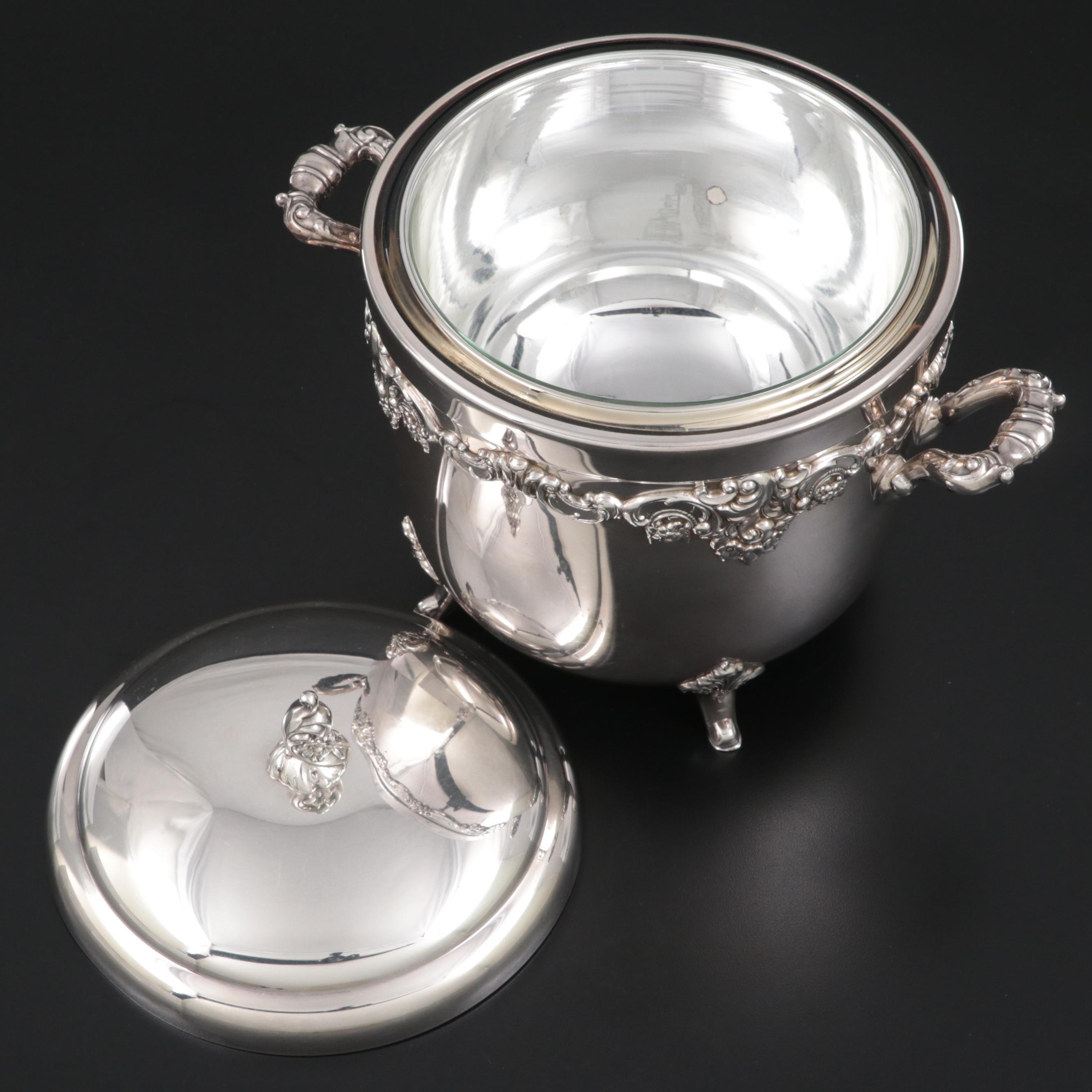 Wallace "Baroque" Silver Plate Trophy Lided Ice Bucket