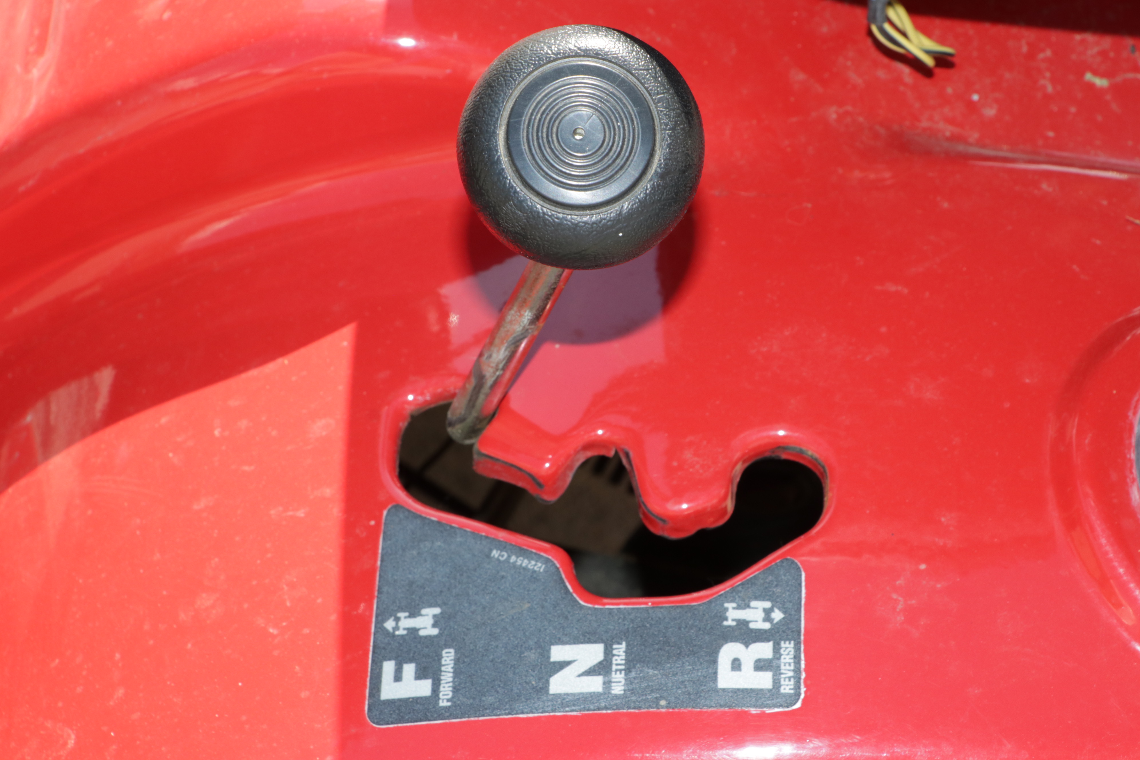 Troy-Bilt Pony 42" Deck Riding Lawnmower