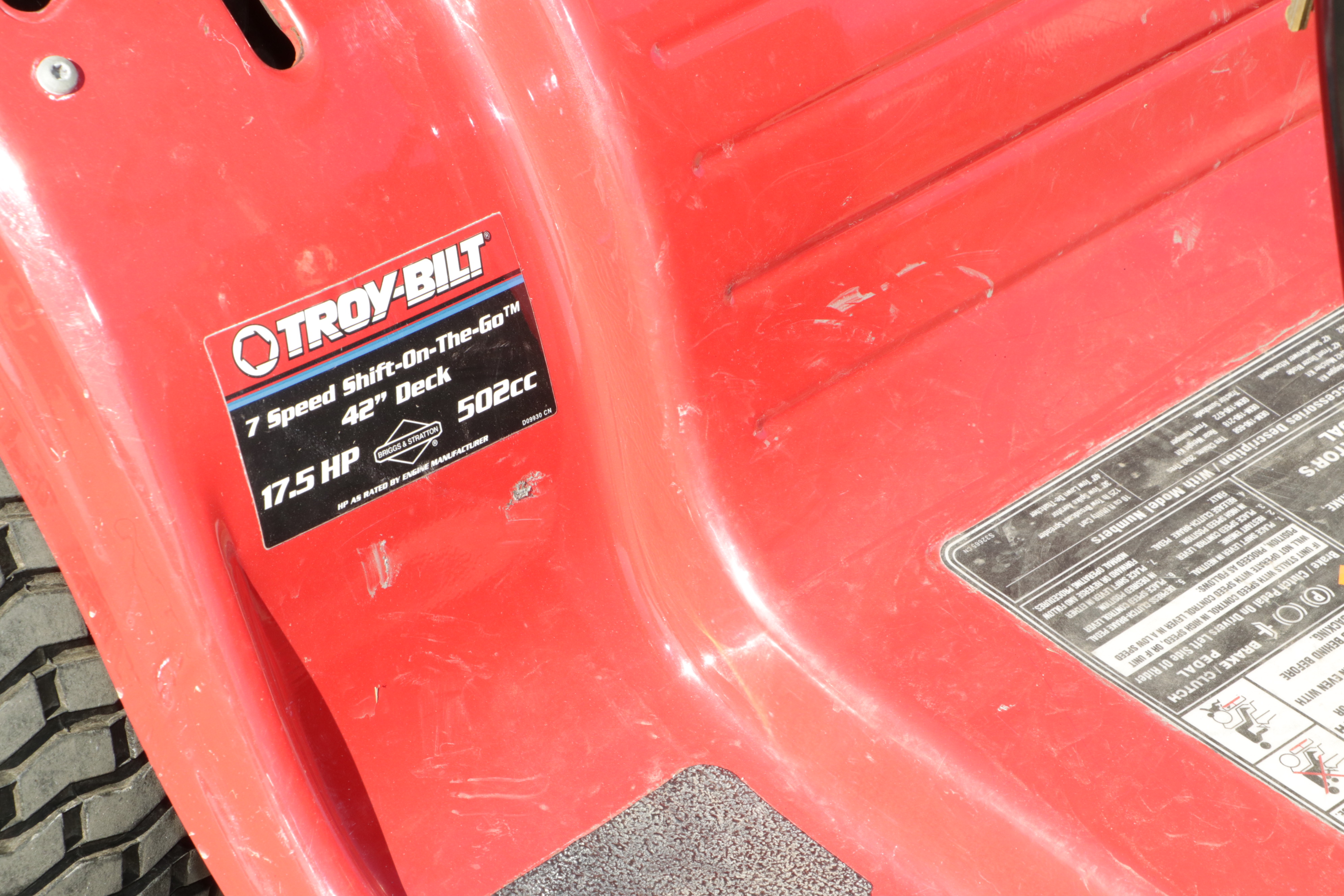 Troy-Bilt Pony 42" Deck Riding Lawnmower