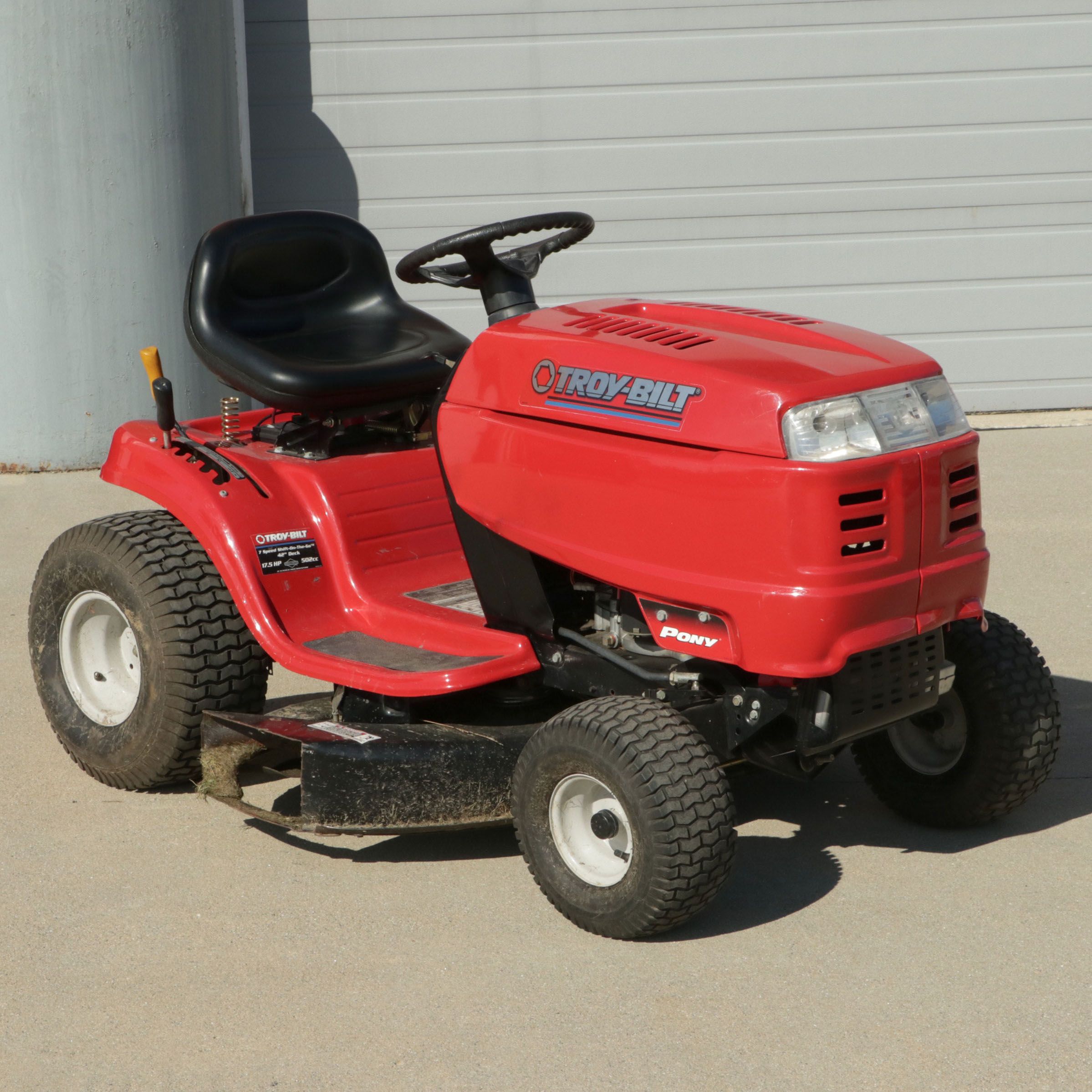 Troy-Bilt Pony 42" Deck Riding Lawnmower