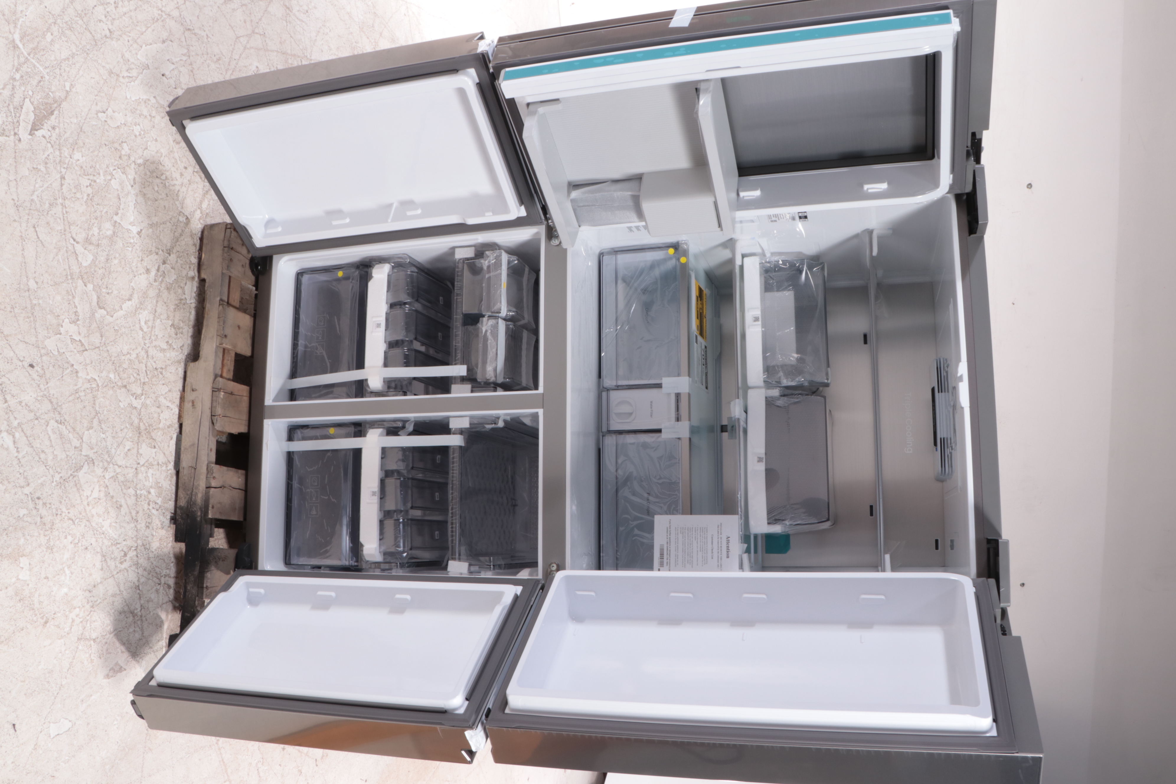 Samsung 29 cu. ft. Smart 4-Door Flex™ Refrigerator in Stainless Steel