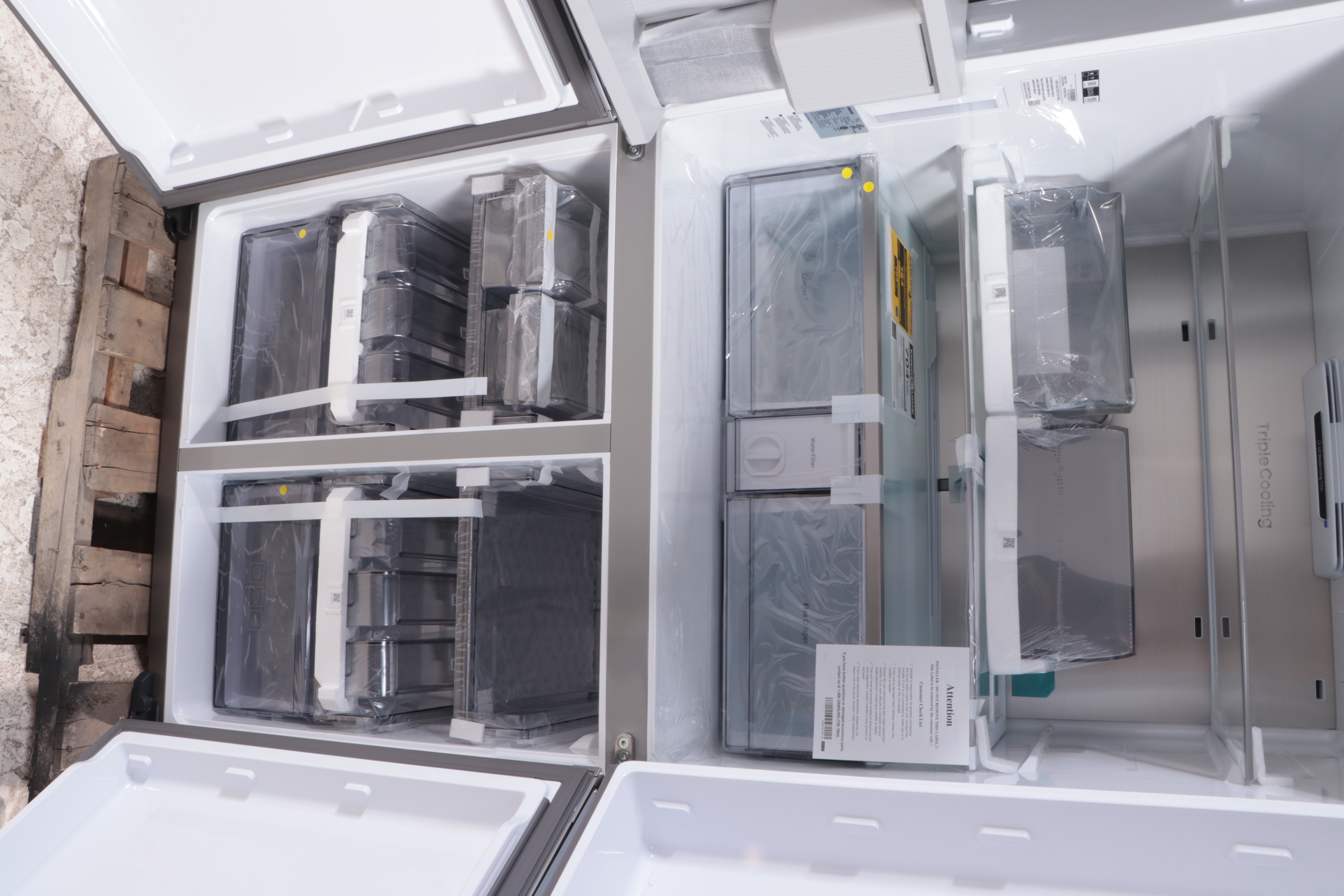 Samsung 29 cu. ft. Smart 4-Door Flex™ Refrigerator in Stainless Steel