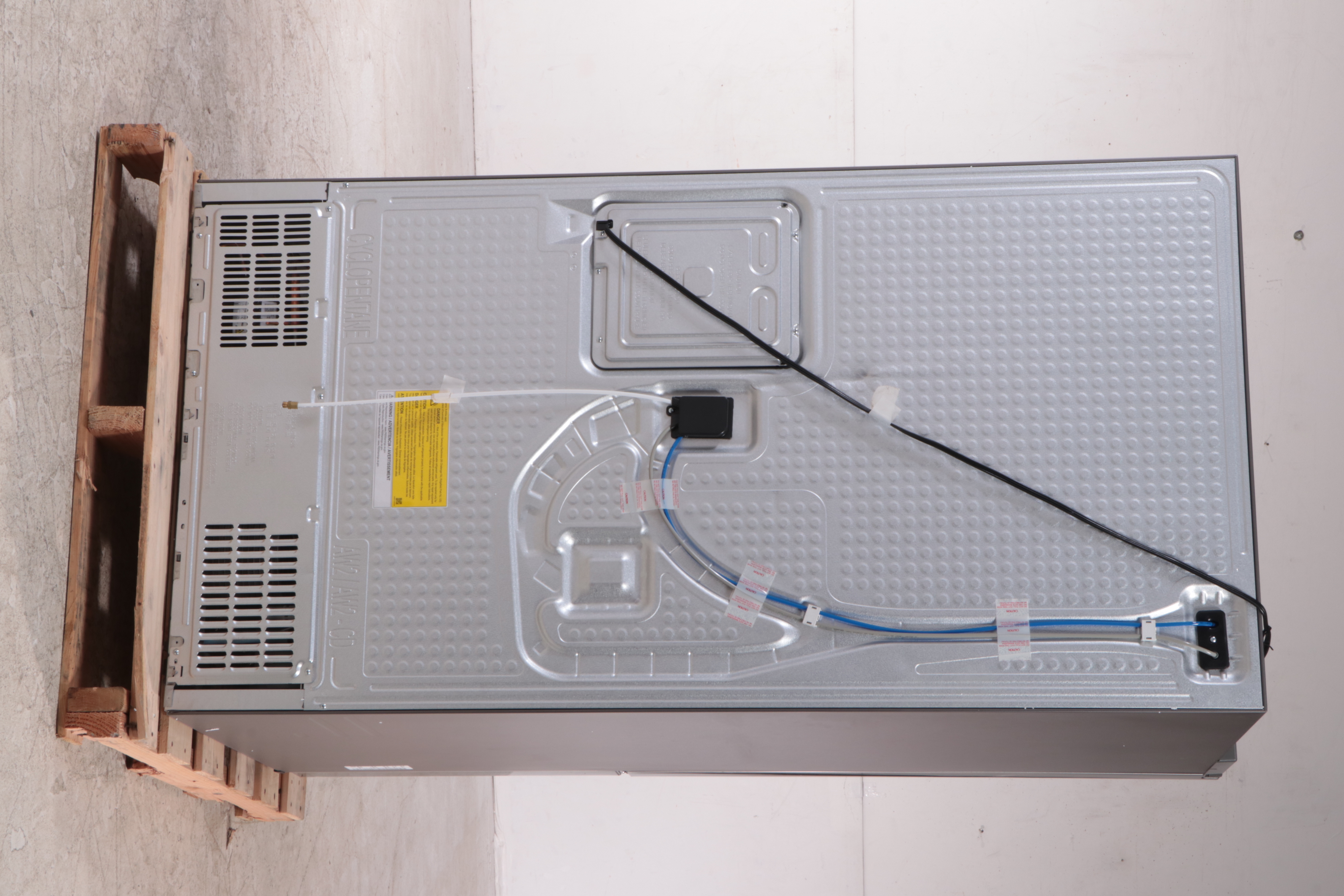 Samsung 28 cu. ft. French Door Refrigerator in Fingerprint Resistant Stainless