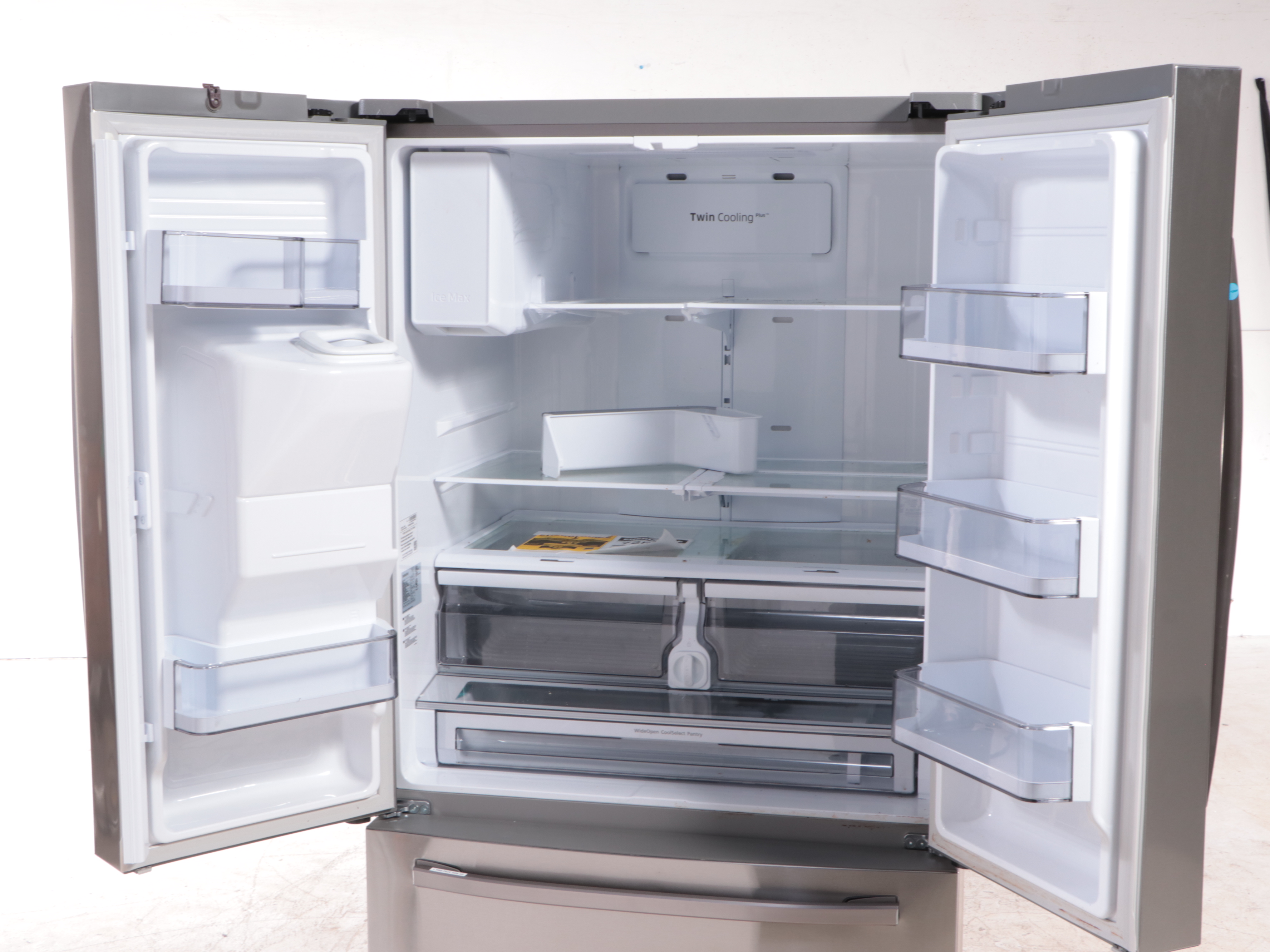 Samsung 28 cu. ft. French Door Refrigerator in Fingerprint Resistant Stainless