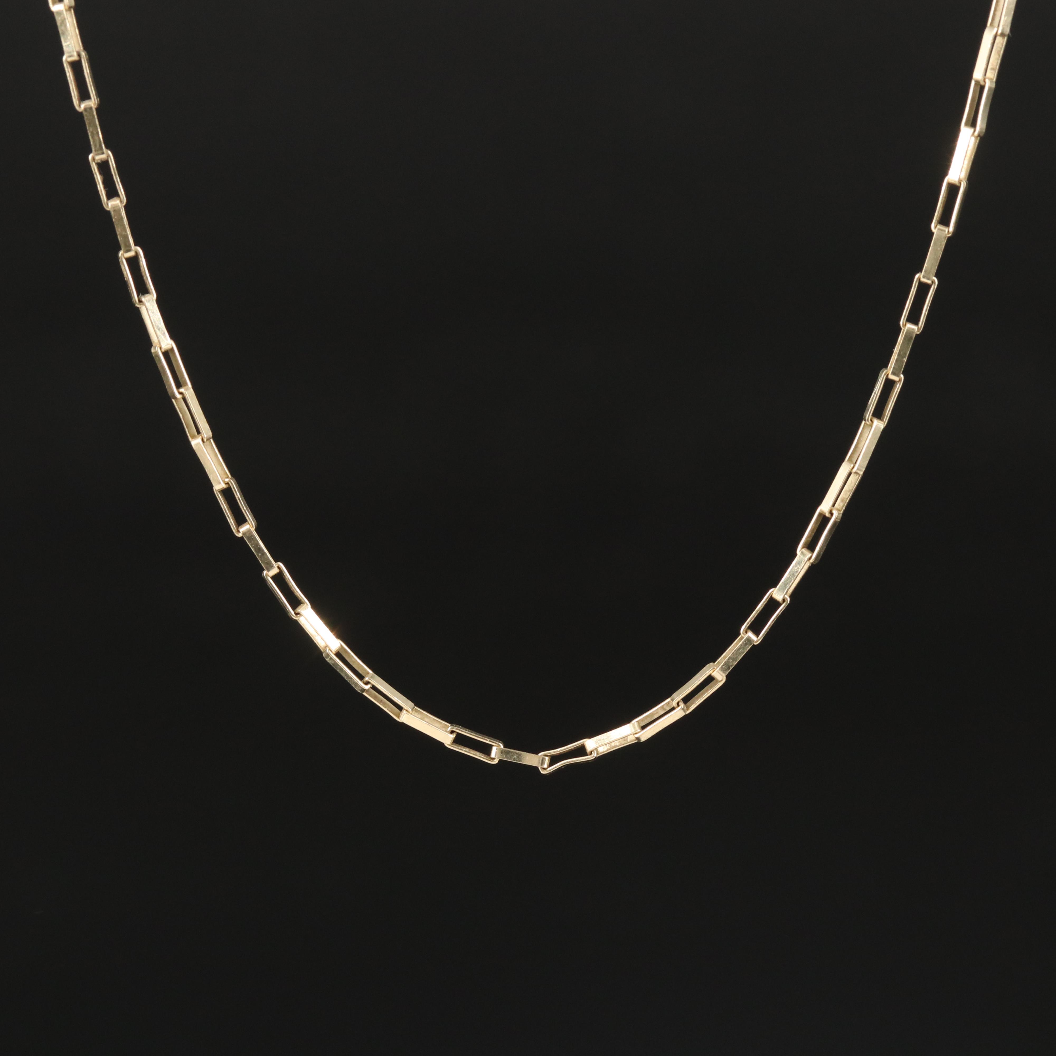 14K Elongated Box Chain Neklace