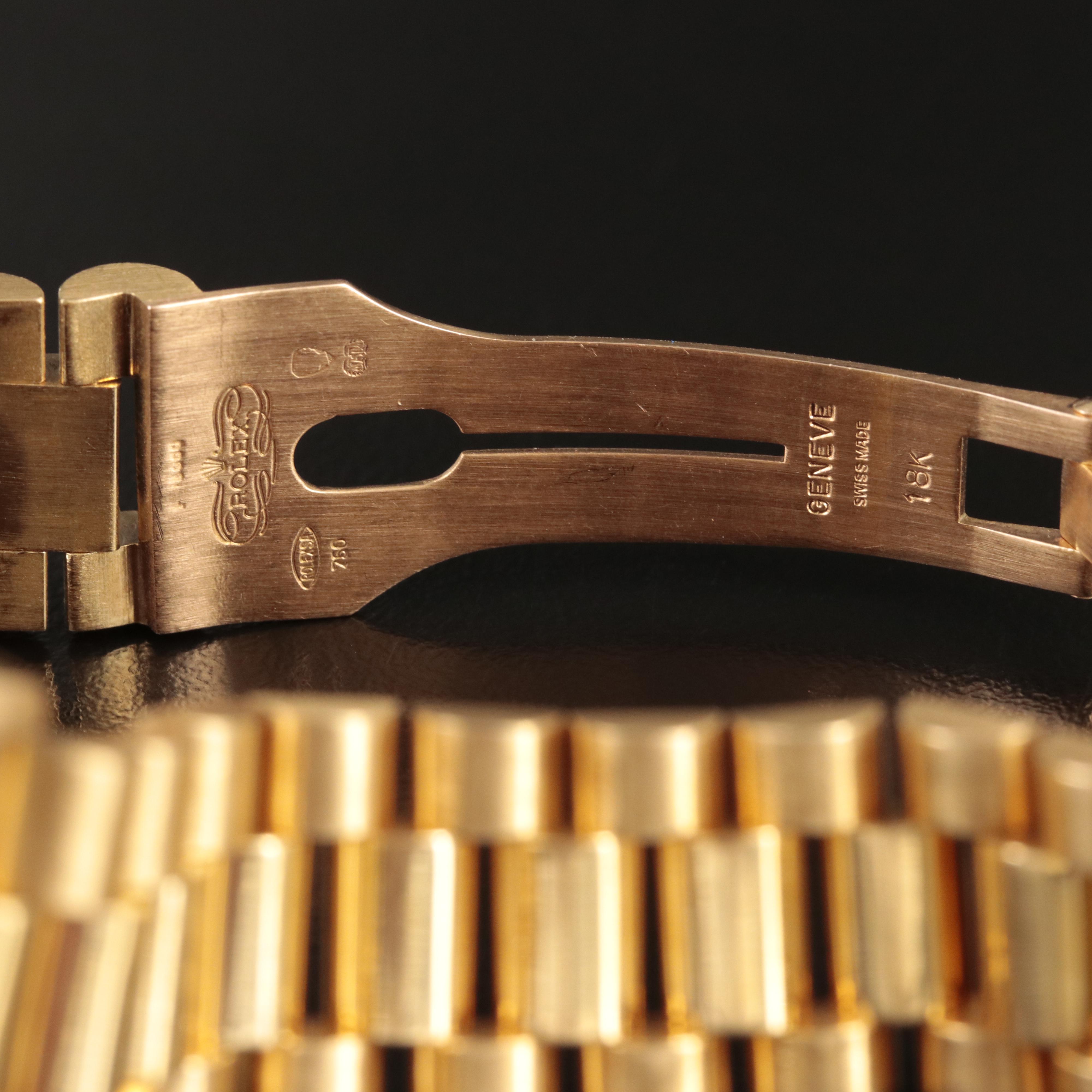 18K Rolex Day-Date President 2.50 CTW Diamond Bezel Watch