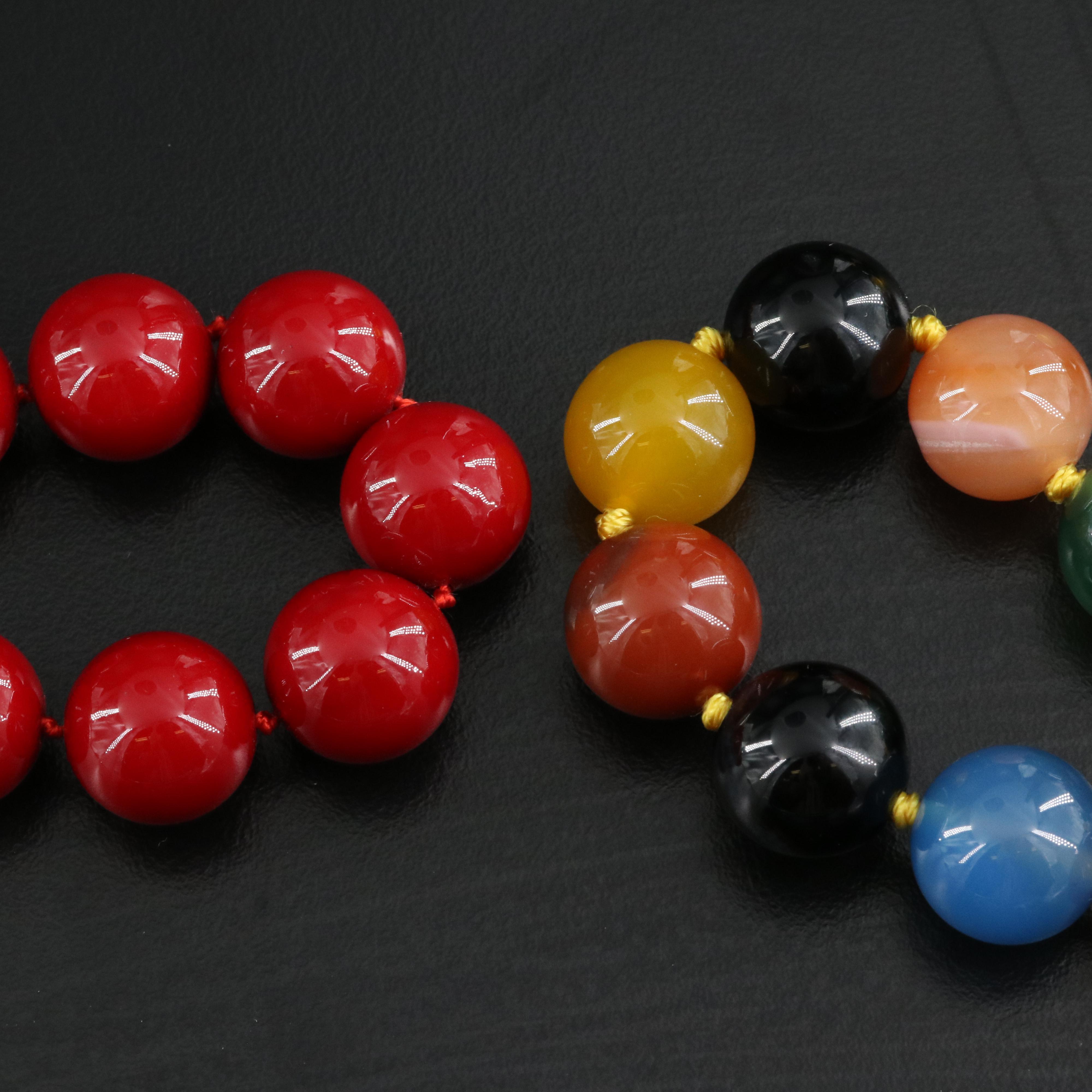 Beaded Necklace with Agate, Chalcedony and Glass