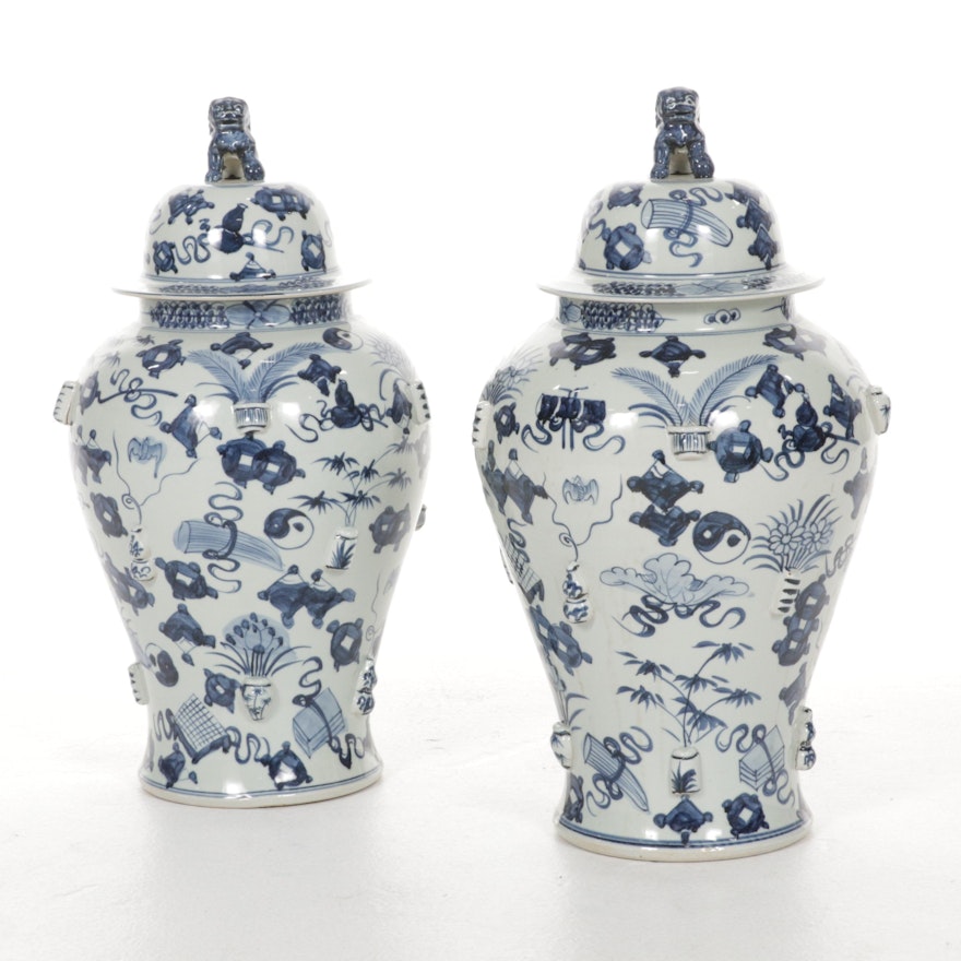 Chinese Porcelain Blue and White Ginger Jars with Guardian Lion Knobs
