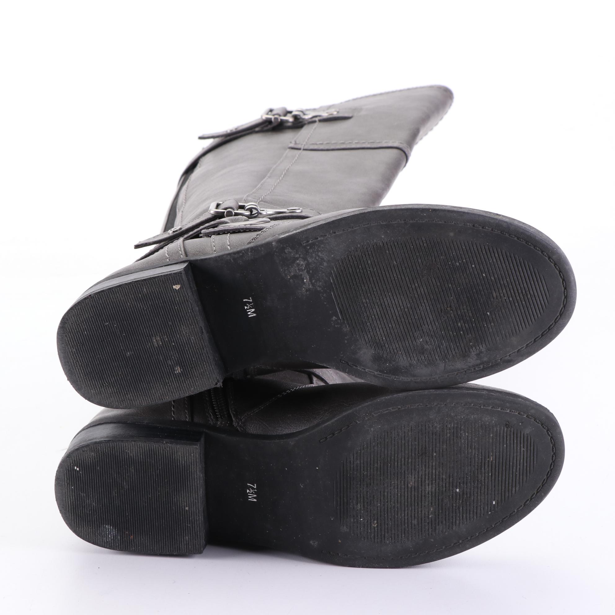 G By Guess Boots in Grey Faux Leather and UGG Rubber Rain Boots