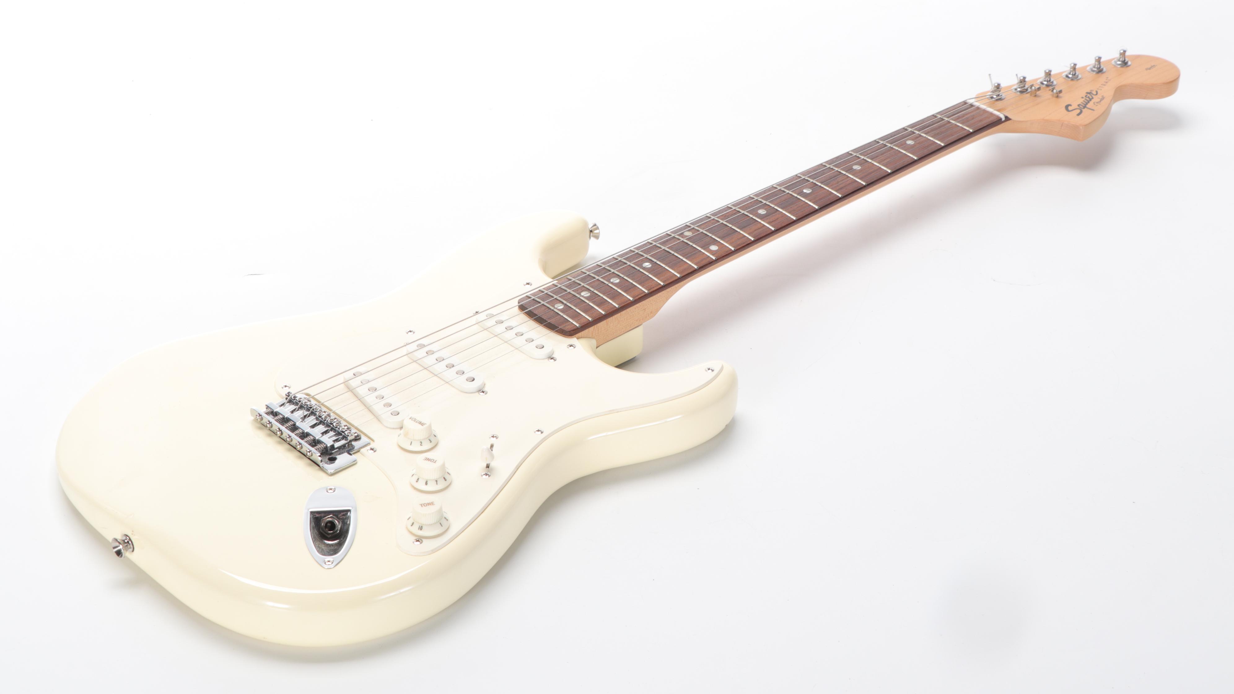 Squier Strat by Fender Affinity Series Electric Guitar With Case and Stand