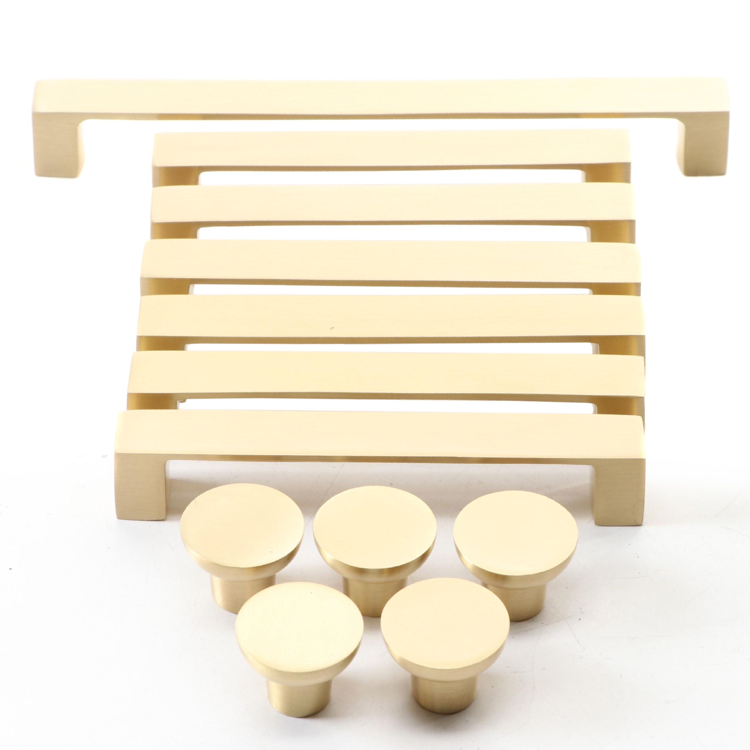 Satin Brass Finish Cabinet Pulls and Cabinet Knobs