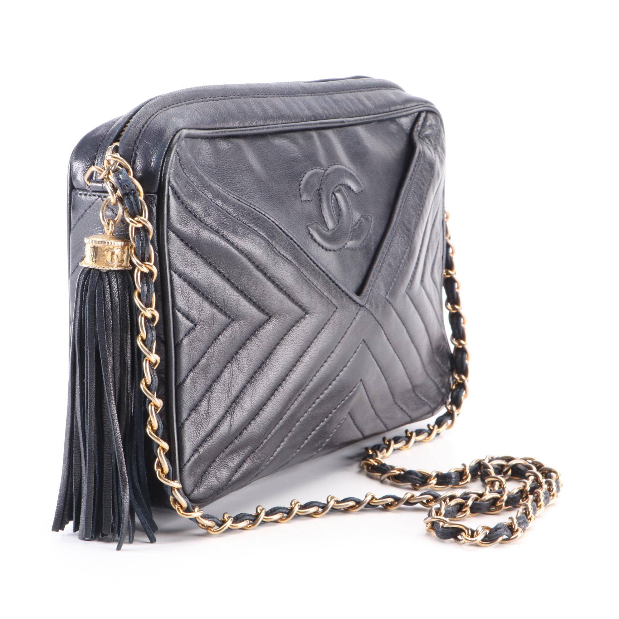 Chanel Matelasse Leather Shoulder Bag with Tassel and Interwoven Chain Strap