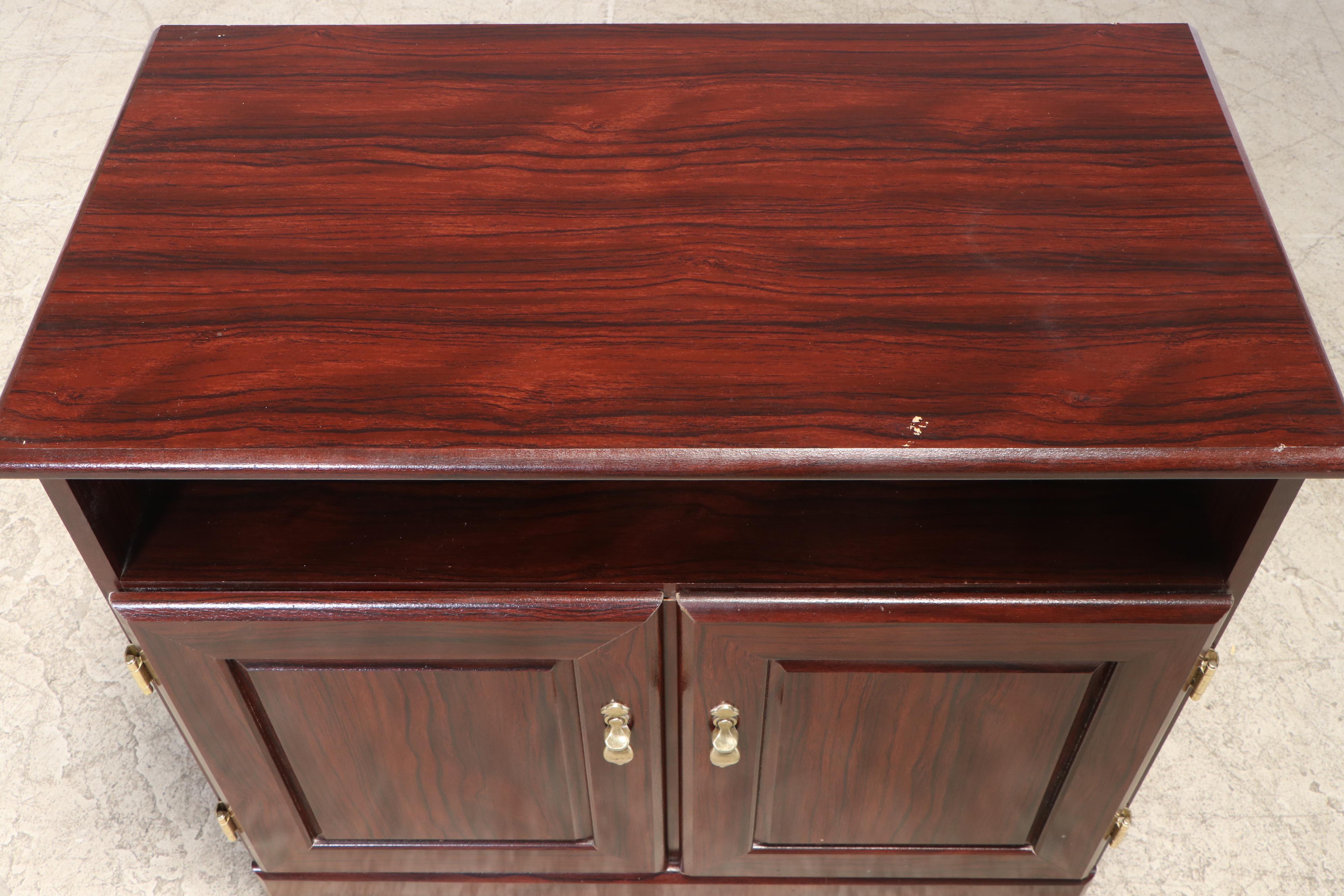 Rosewood-Grained Laminate TV Stand