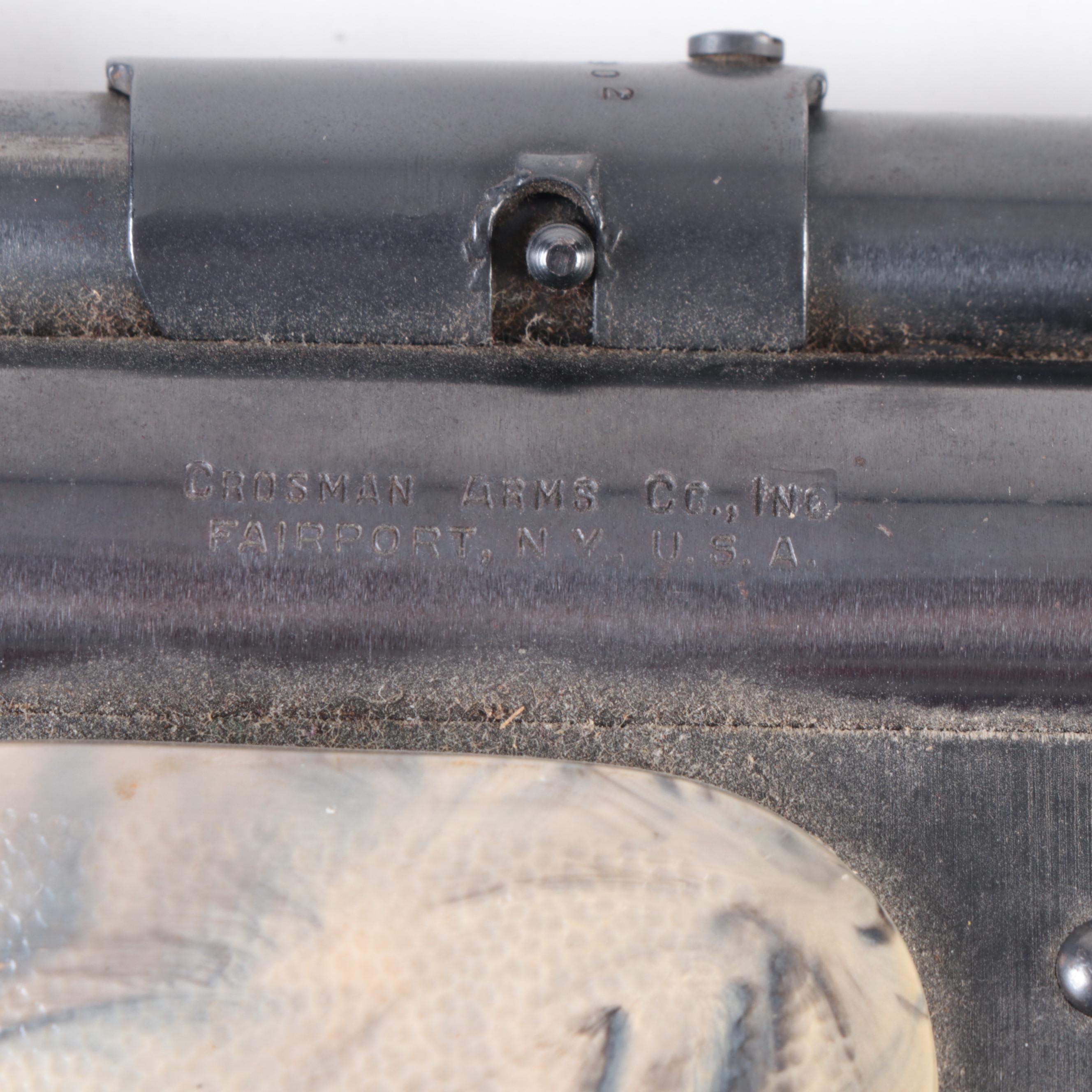 Crosman 150 Pellgun Air Gun and Soft Sider Case