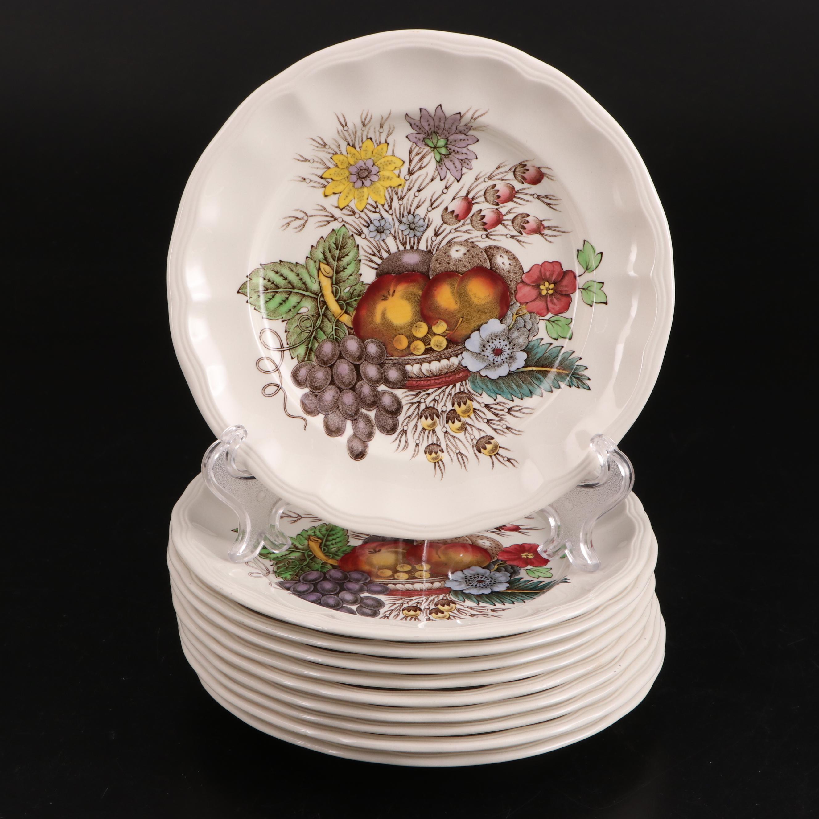 Copeland Spode "Reynolds" Earthenware Dinnerware, Mid to Late 20th Century