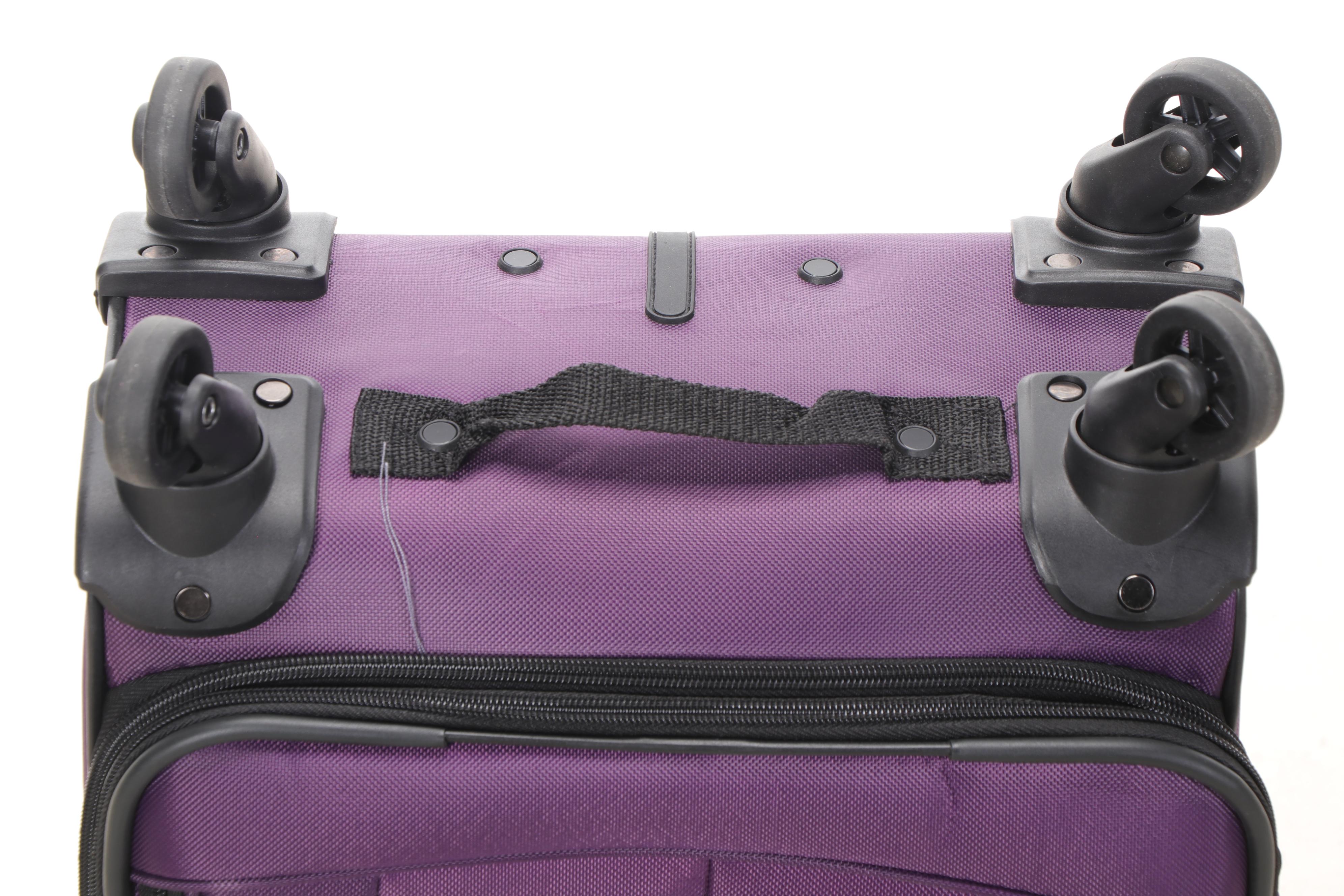 Skyline Sprint Collection 21" Expandable Carry-On Spinner Suitcase