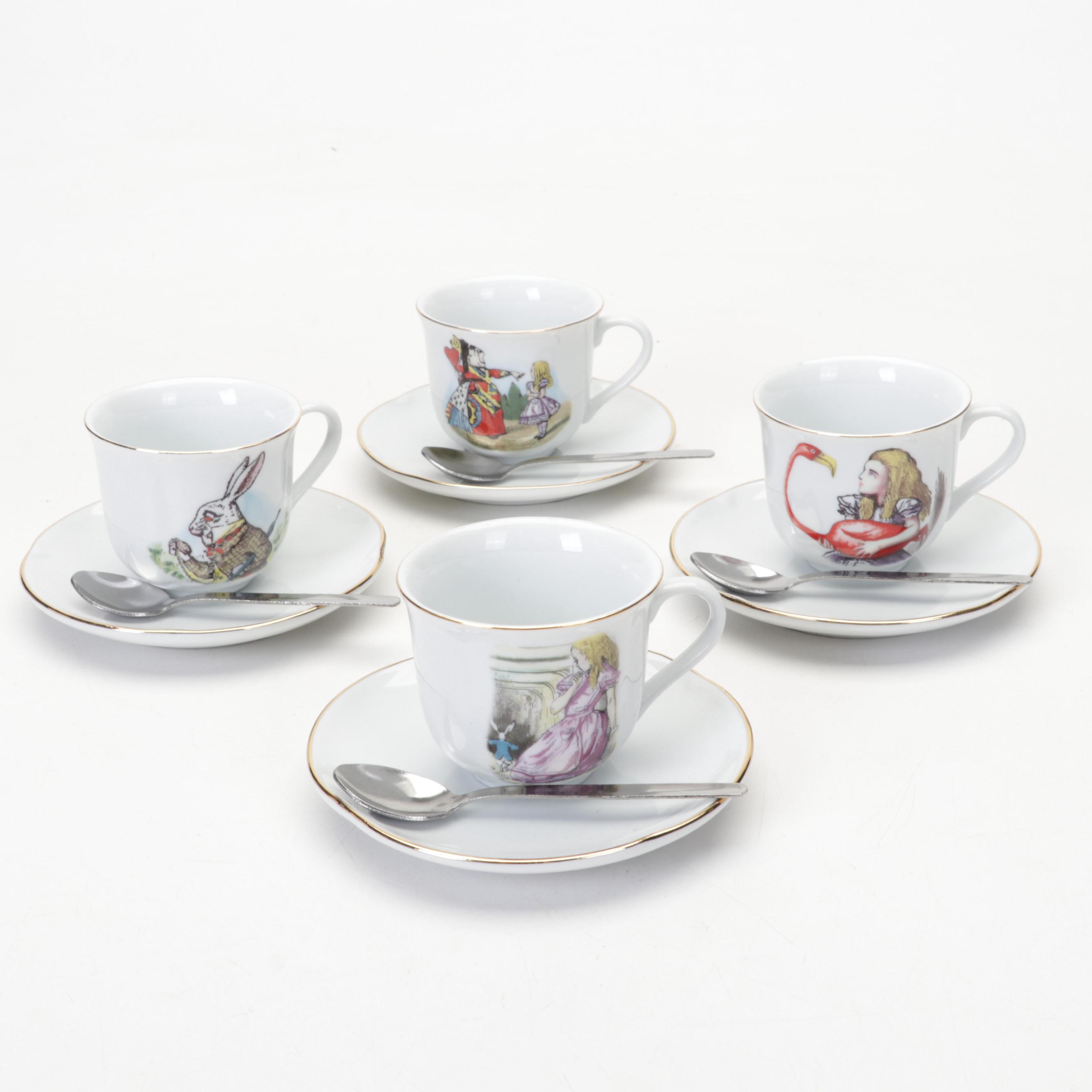 Reutter Porzellan "Alice In Wonderland" Child's Tea Set with Case, 2010