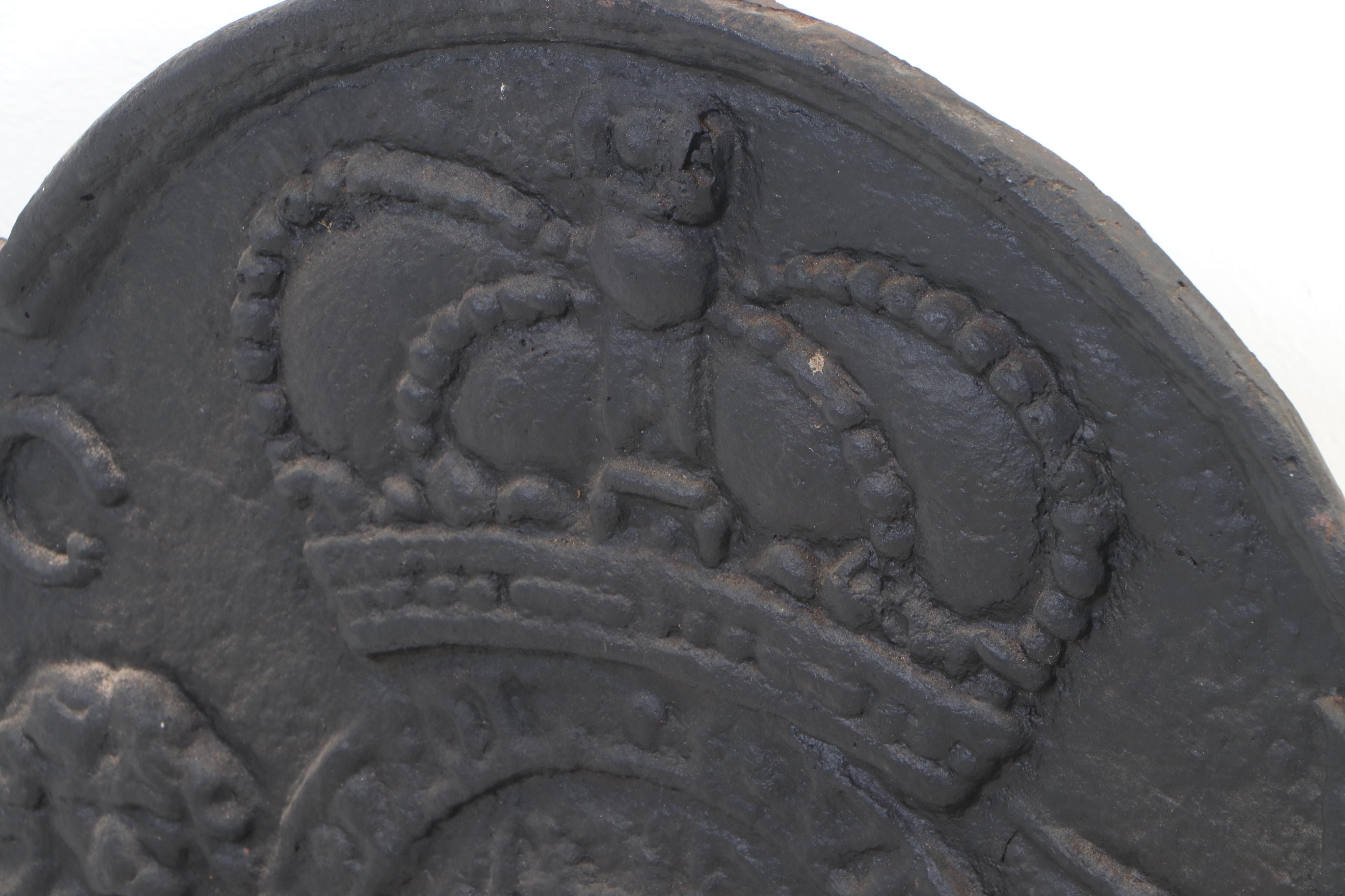 Virginia Metal Metalcrafters for Williamsburg Restoration Cast Iron Fireback