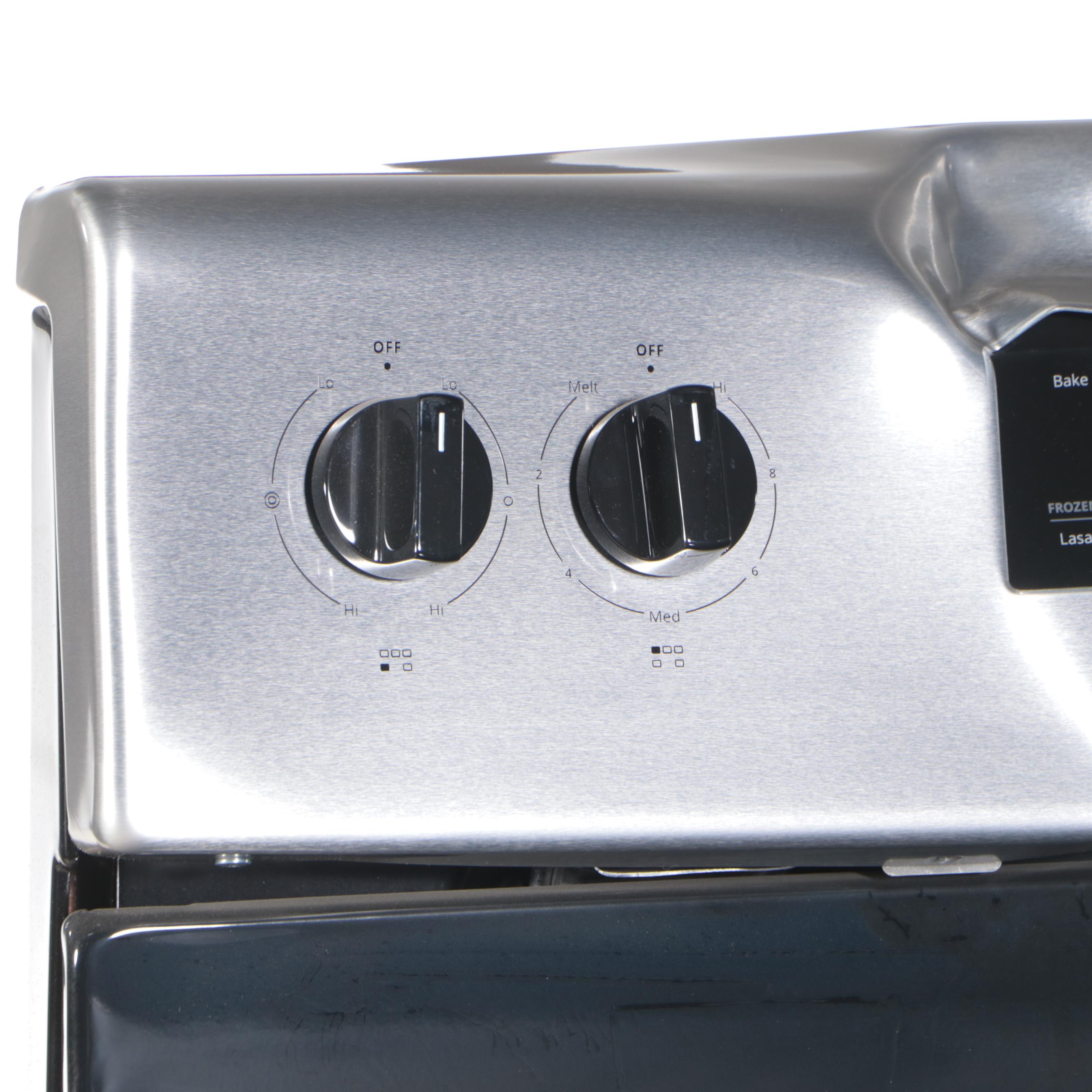 Whirlpool 30" Stainless Electric Smoothtop Range with 5.3 Cu. Ft. Oven