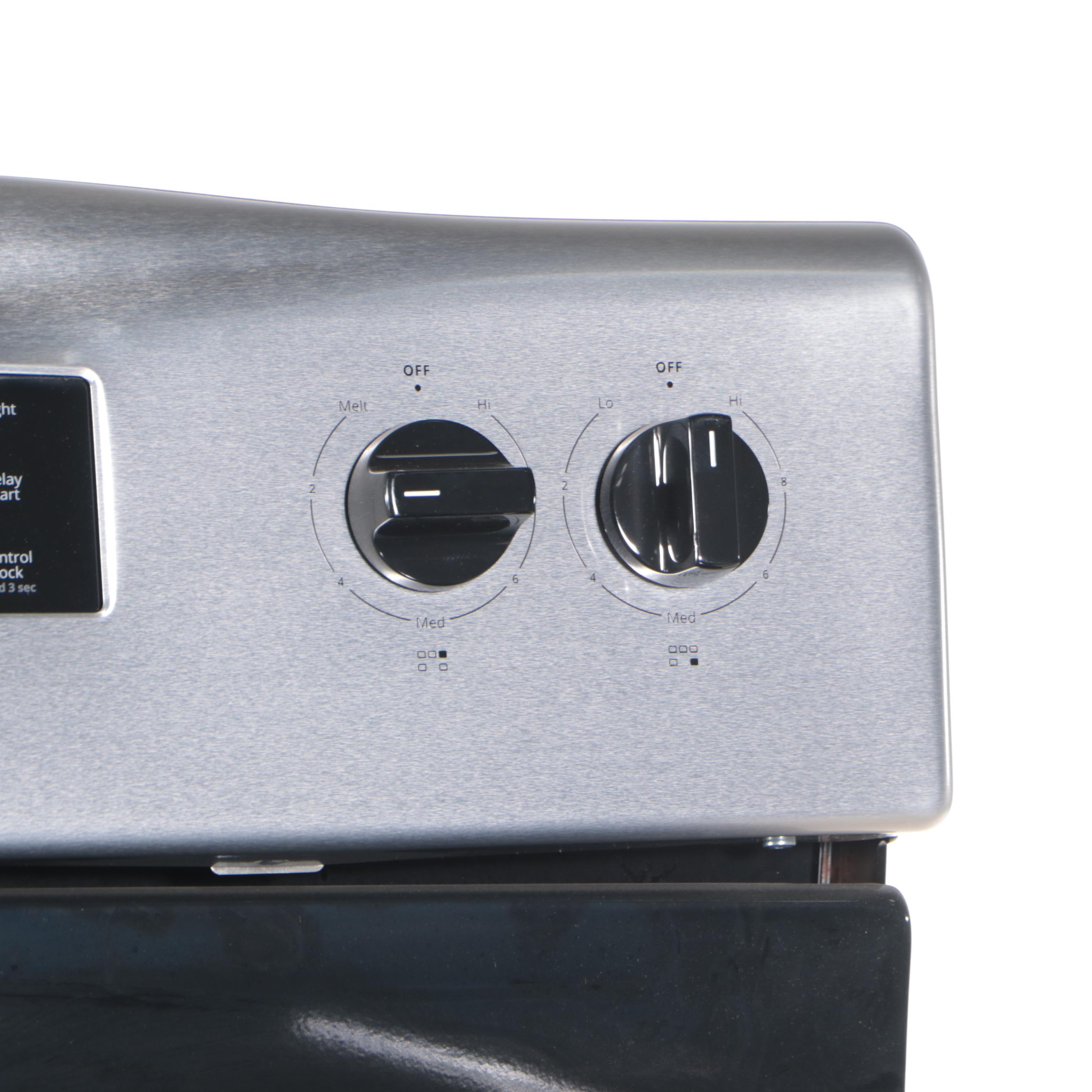 Whirlpool 30" Stainless Electric Smoothtop Range with 5.3 Cu. Ft. Oven