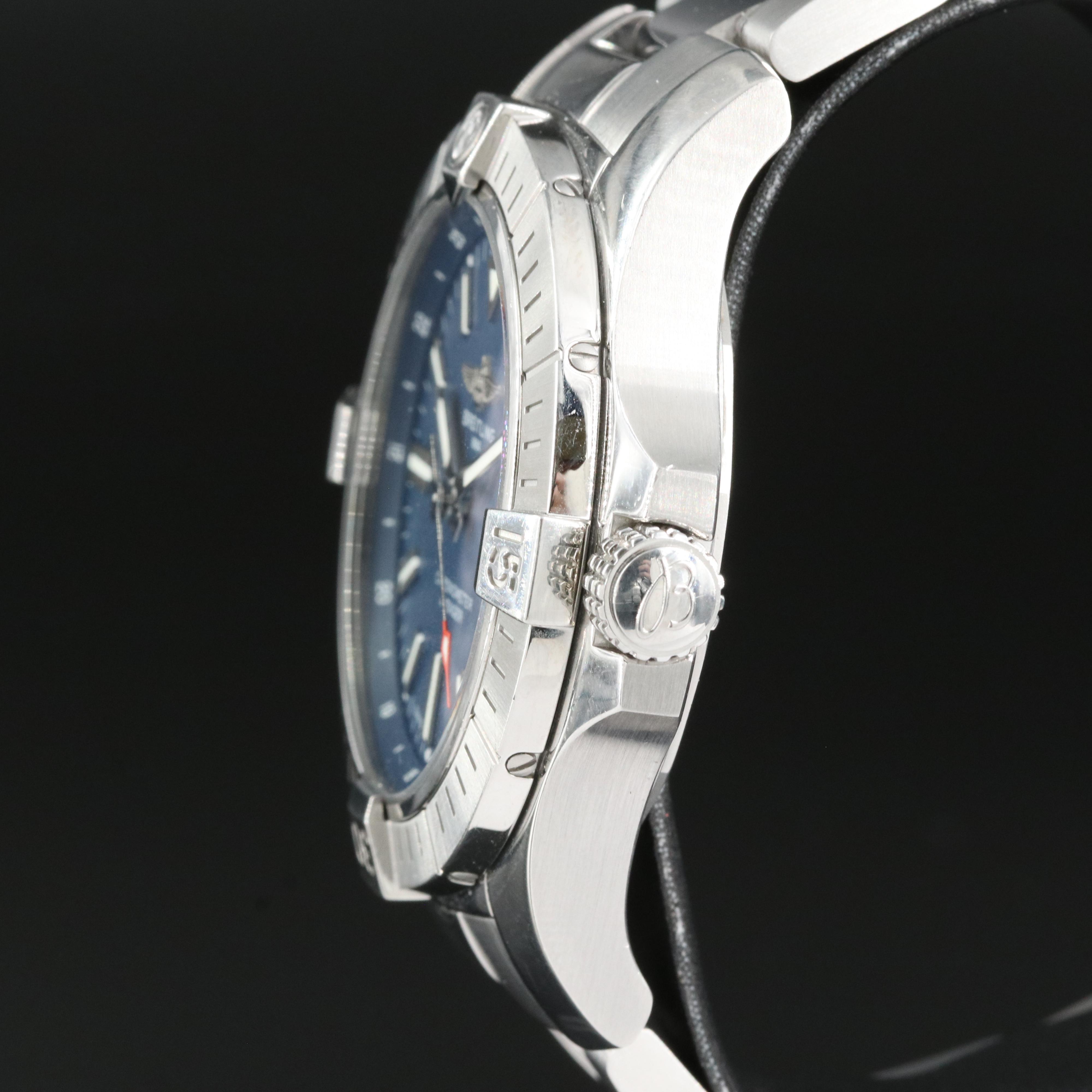 Breitling Avenger 43 Chronometer Date Automatic Watch