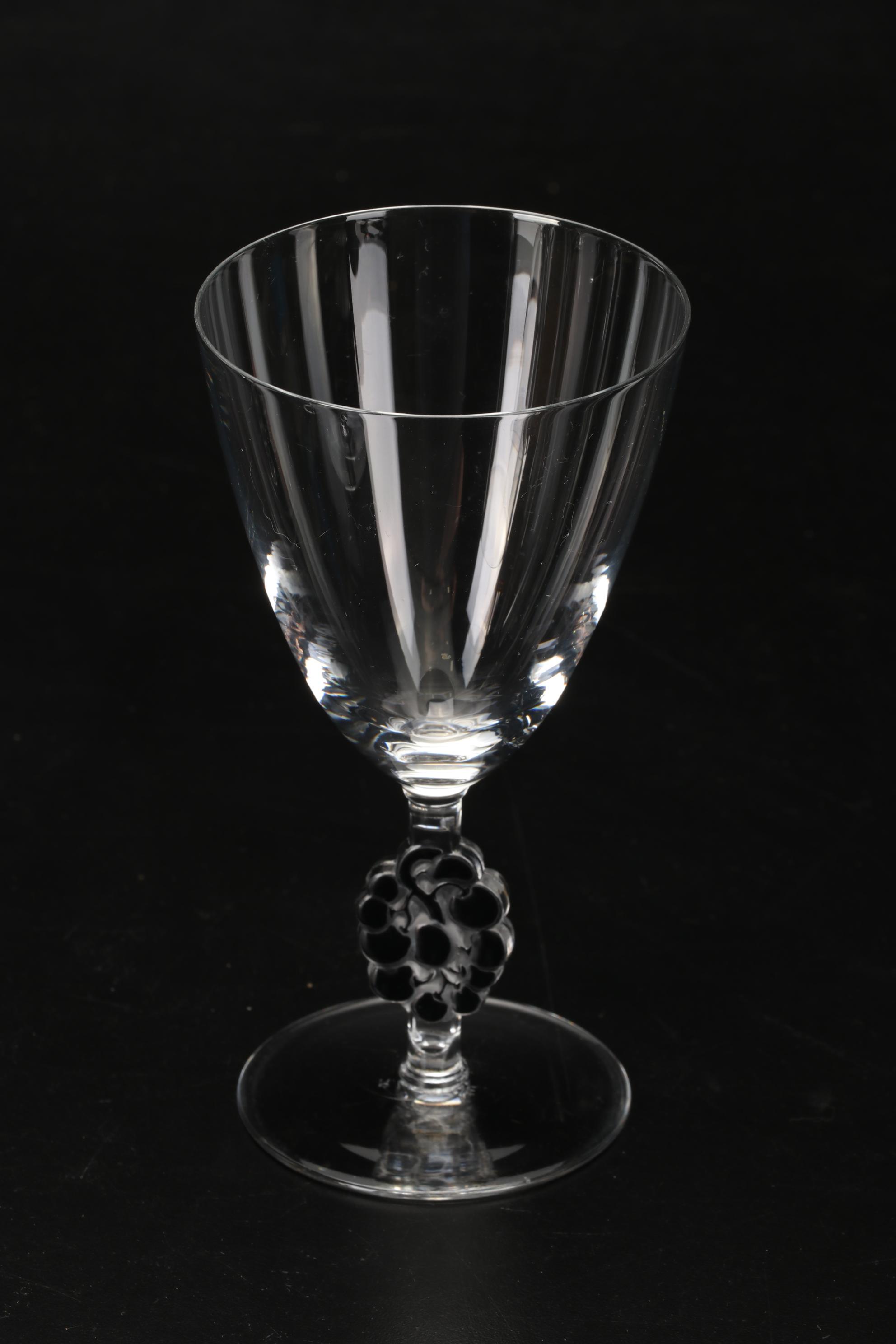 Lalique Art Deco Wine Glasses, Early 20th Century