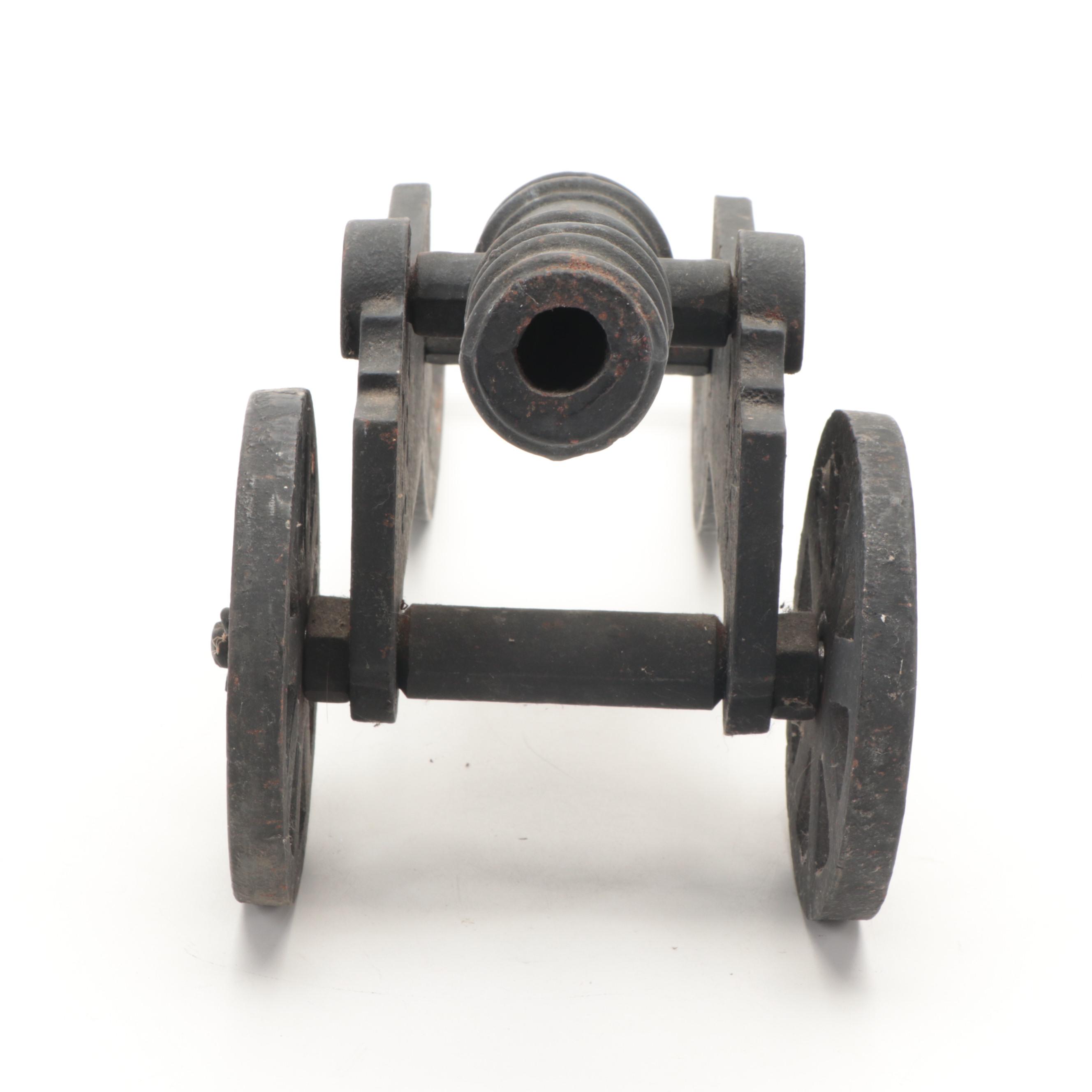 English Style Cast Iron Miniature Cannon Replica
