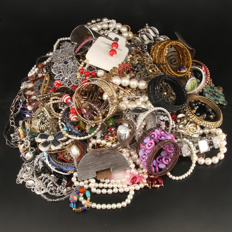 Uncommon Discoveries: Jewelry Collection