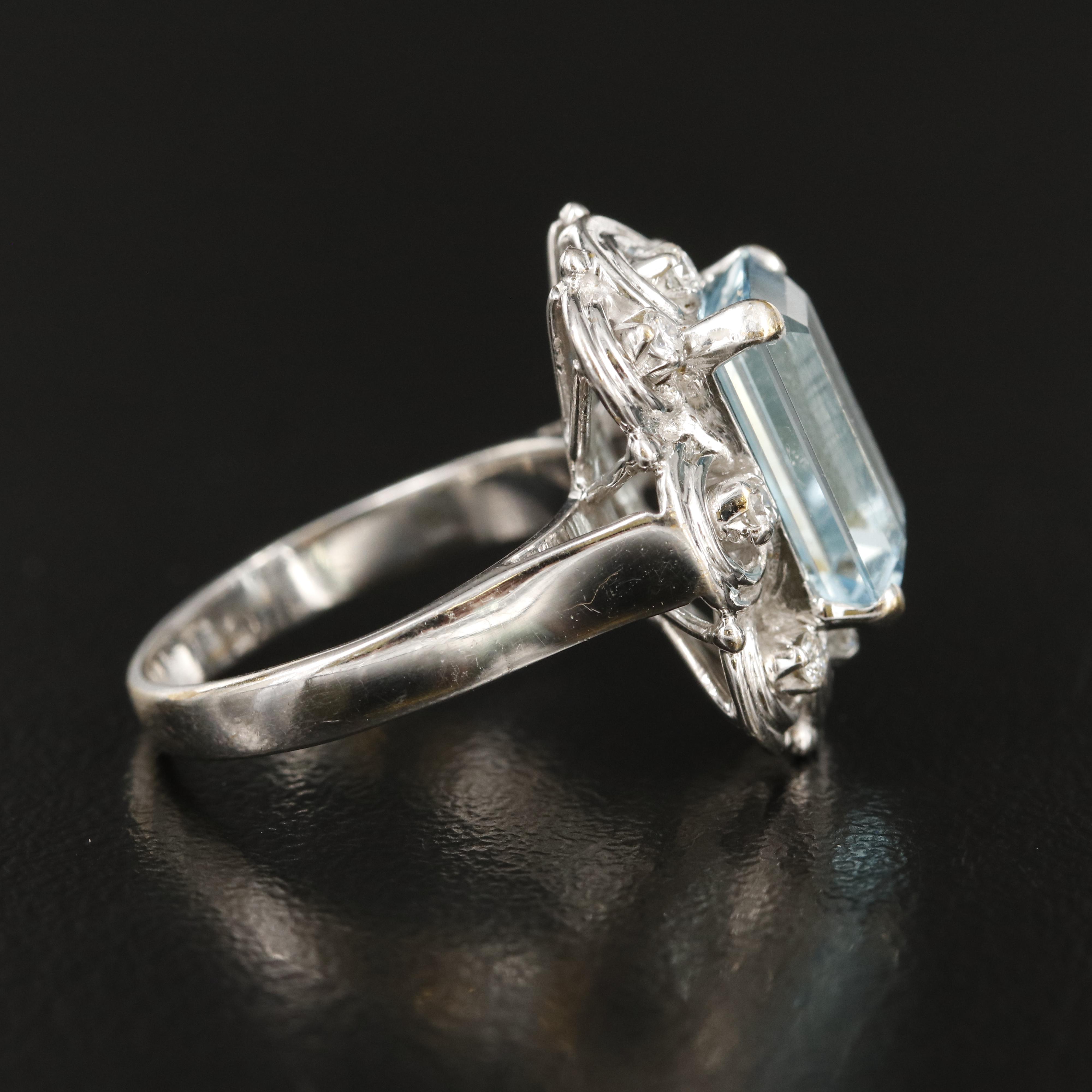 Vintage 18K 3.83 CT Aquamarine and Diamond Ring