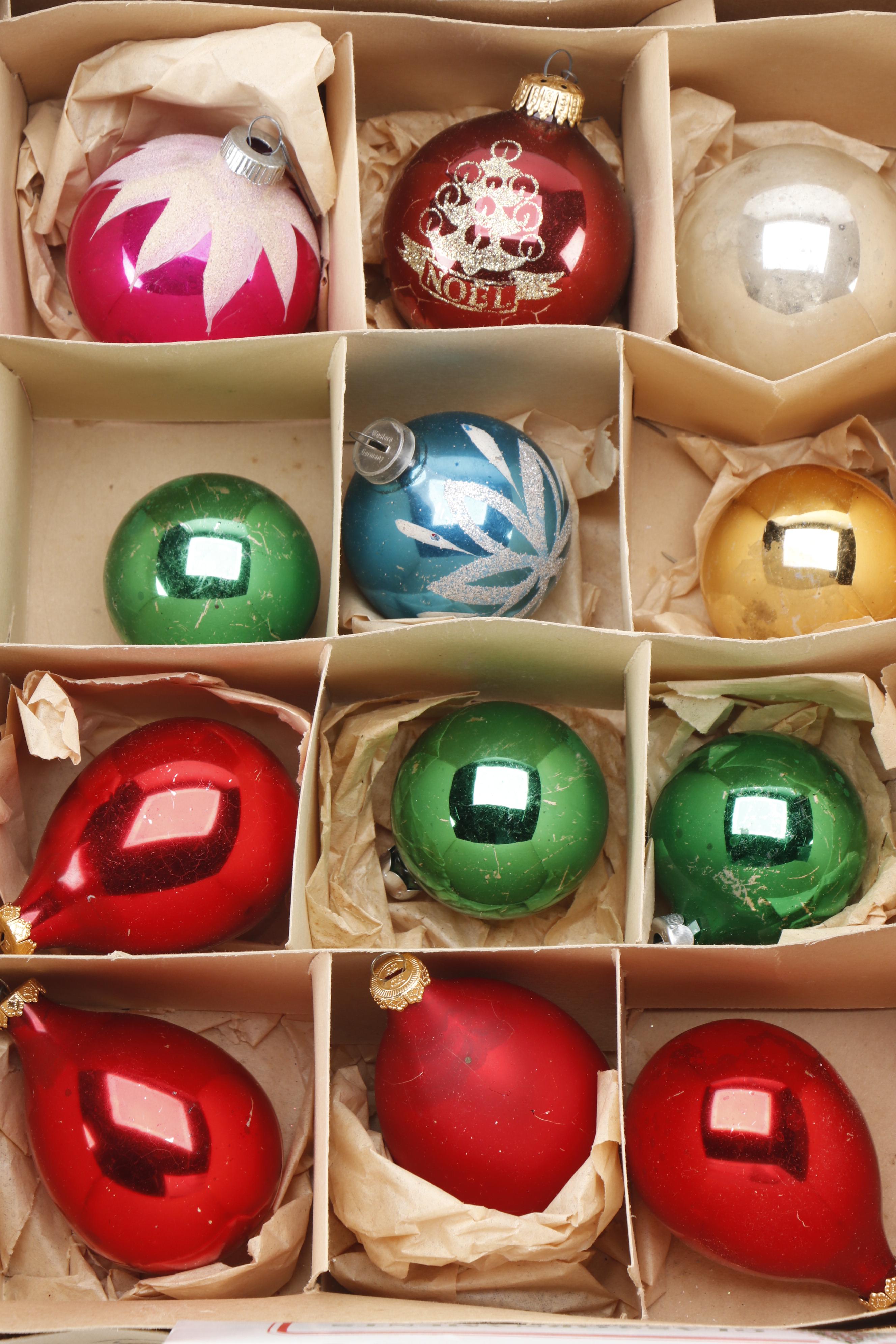 The White House Annual Ornaments With Other Glass Tree Ornaments