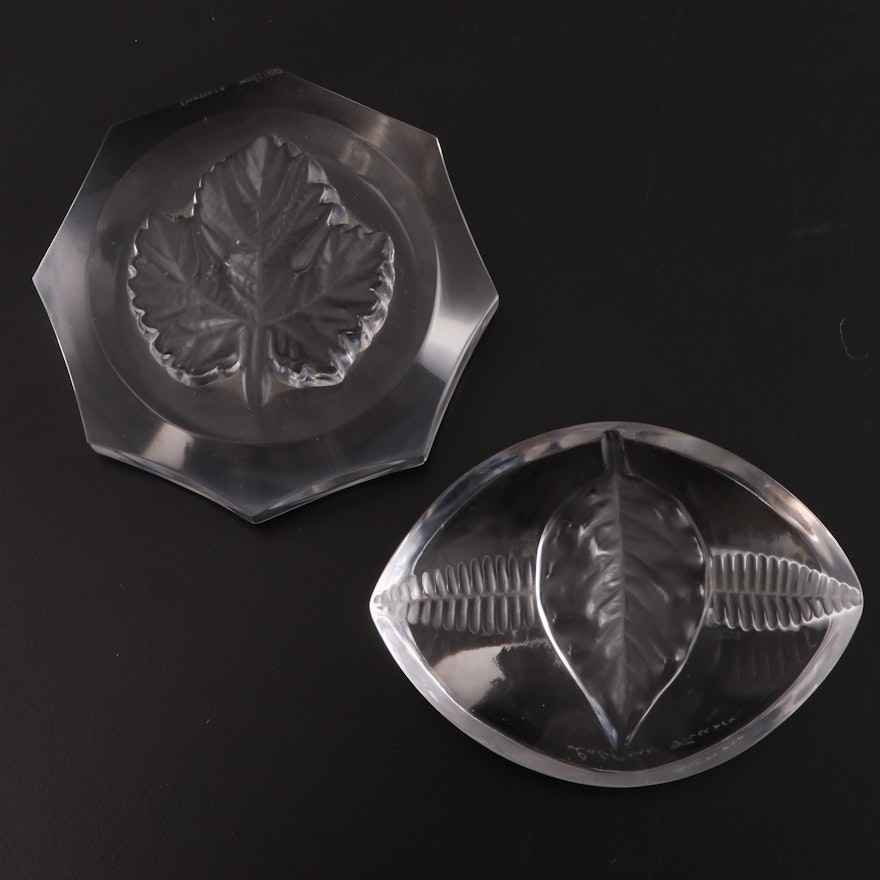 Lalique Leaf Motif Frosted and Clear Crystal Paperweights, Mid-20th Century