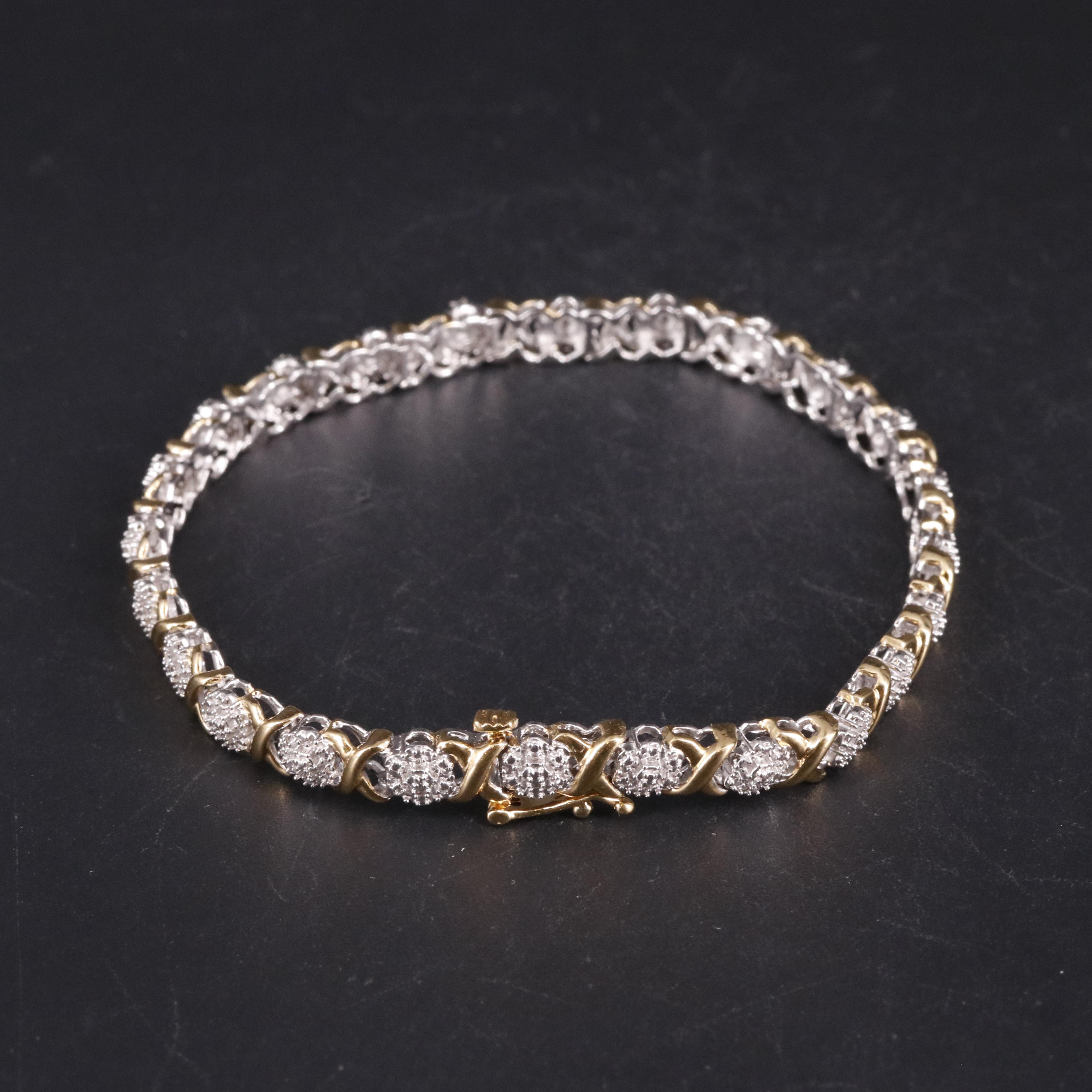 Sterling 0.11 CTW Diamond Flower Bracelet