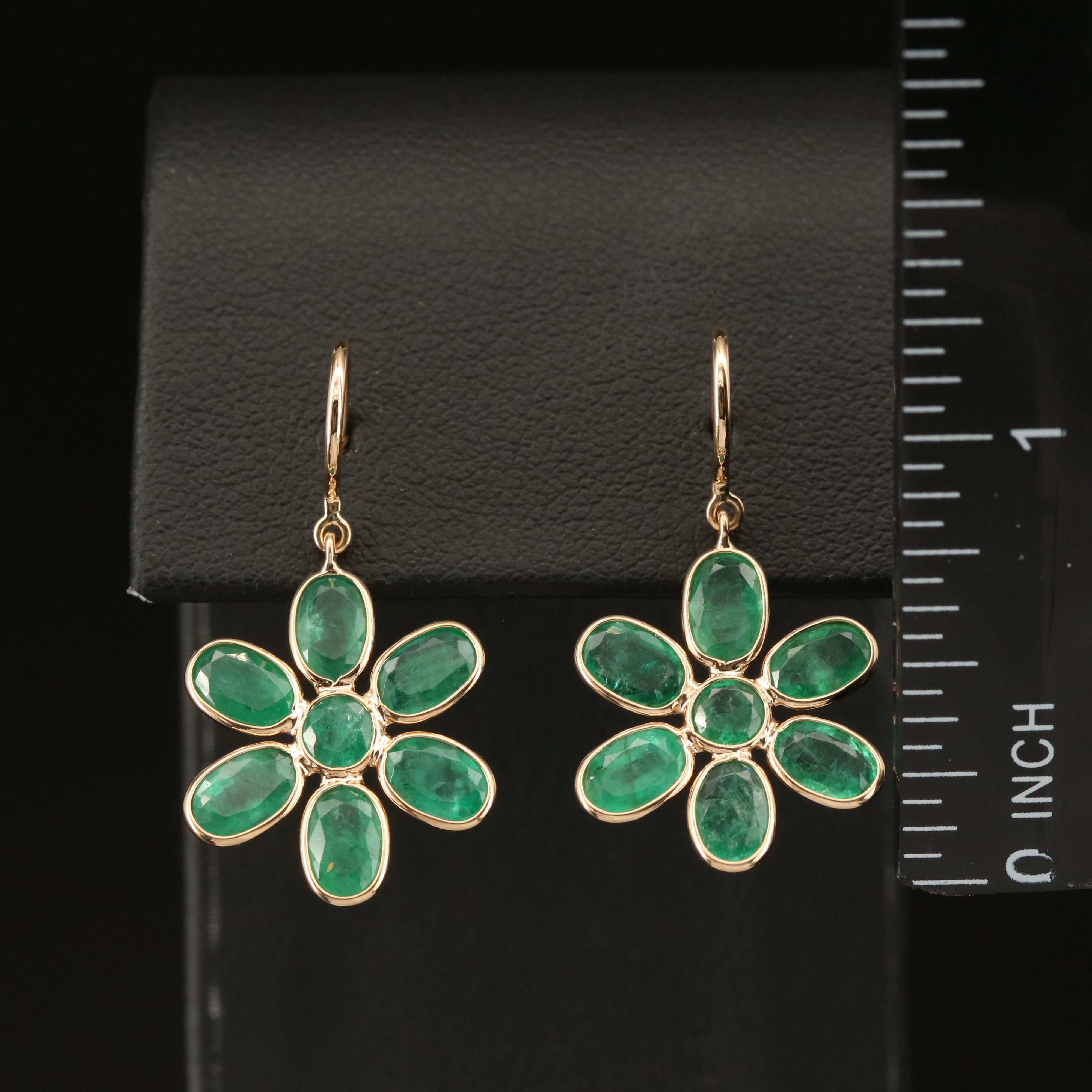 18K Emerald Flower Earrings