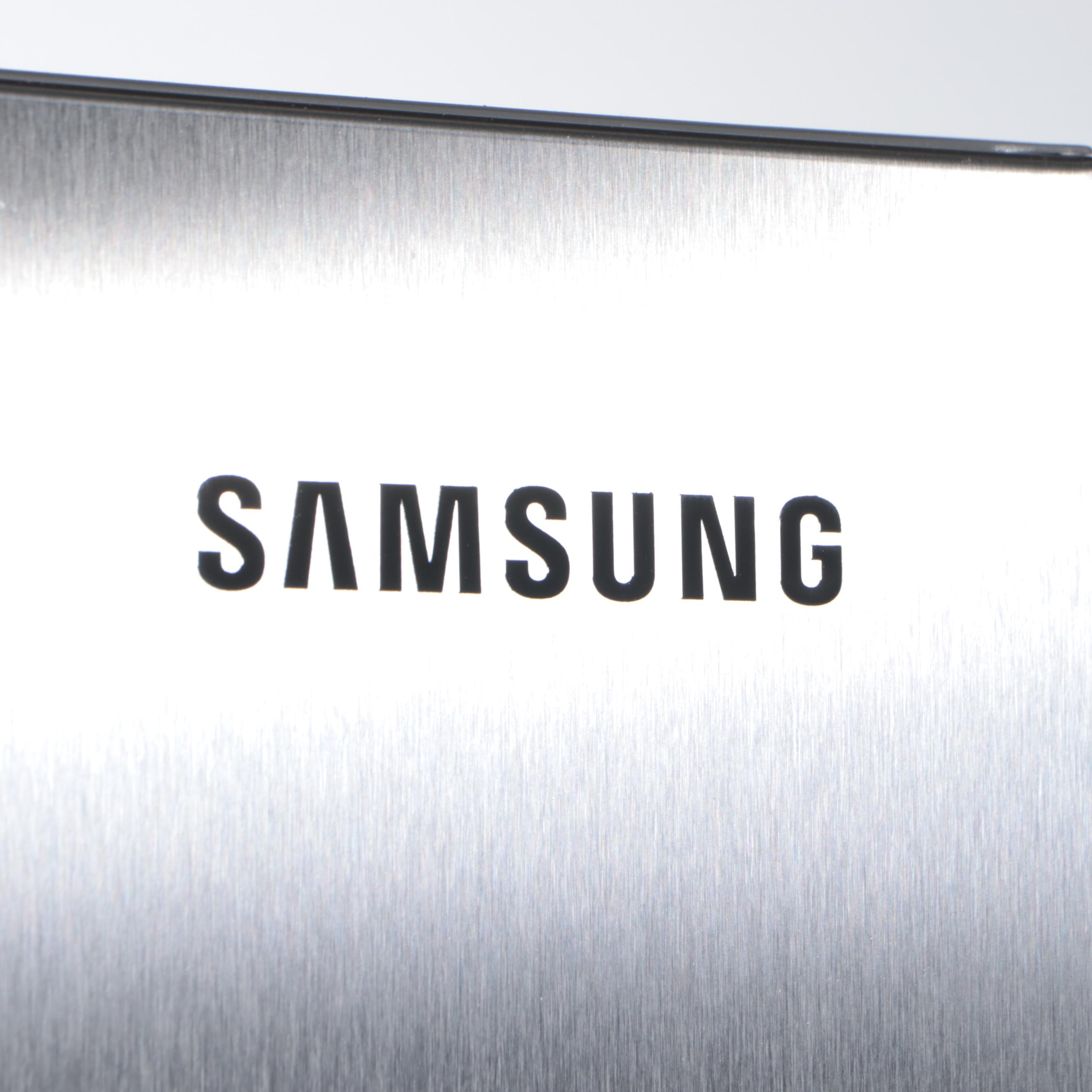 Samsung 22 Cu. Ft. Stainless Steel Counter Depth Side-by-Side Refrigerator